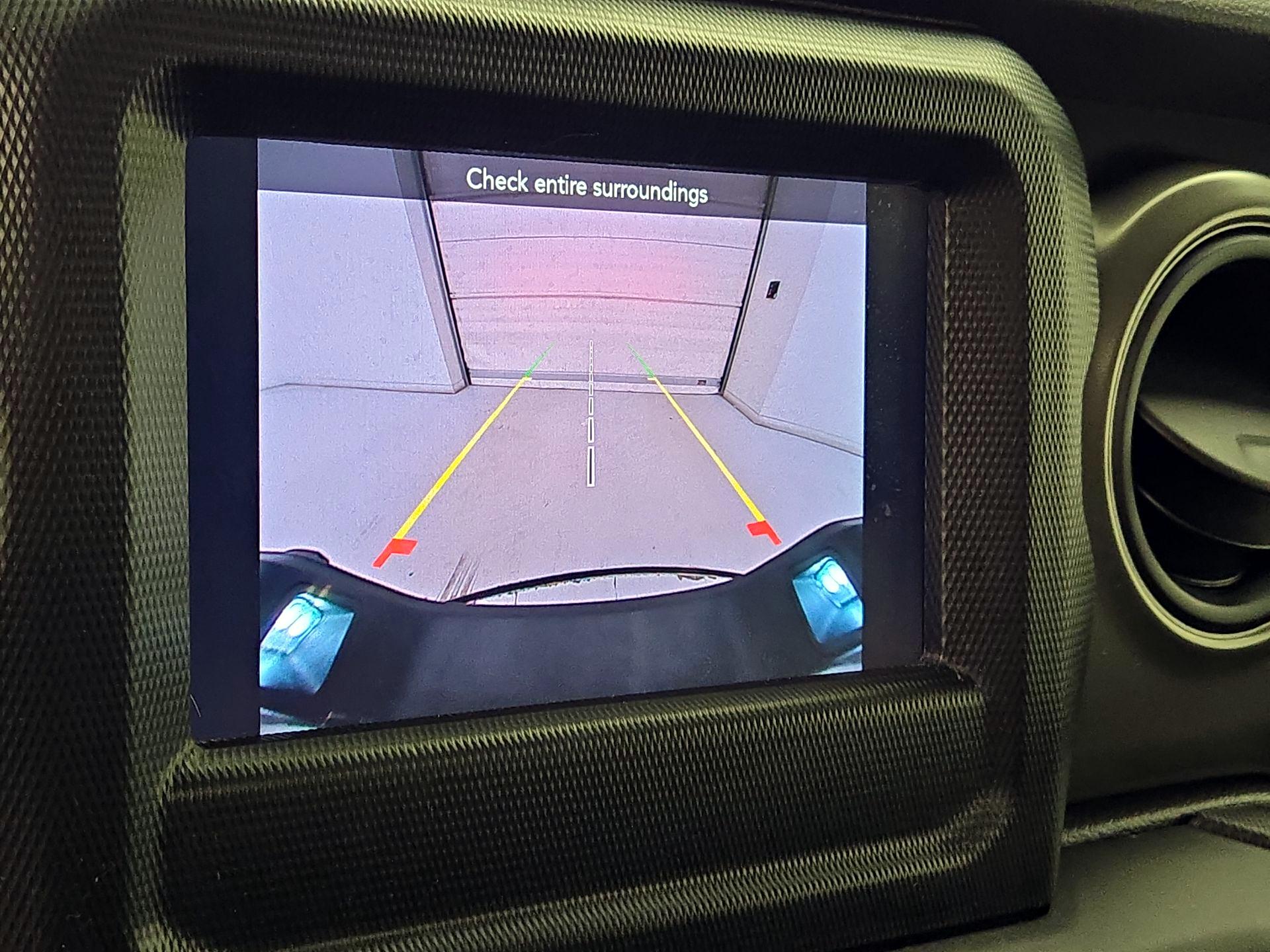 Thumbnail: 2022 Jeep Gladiator - 13