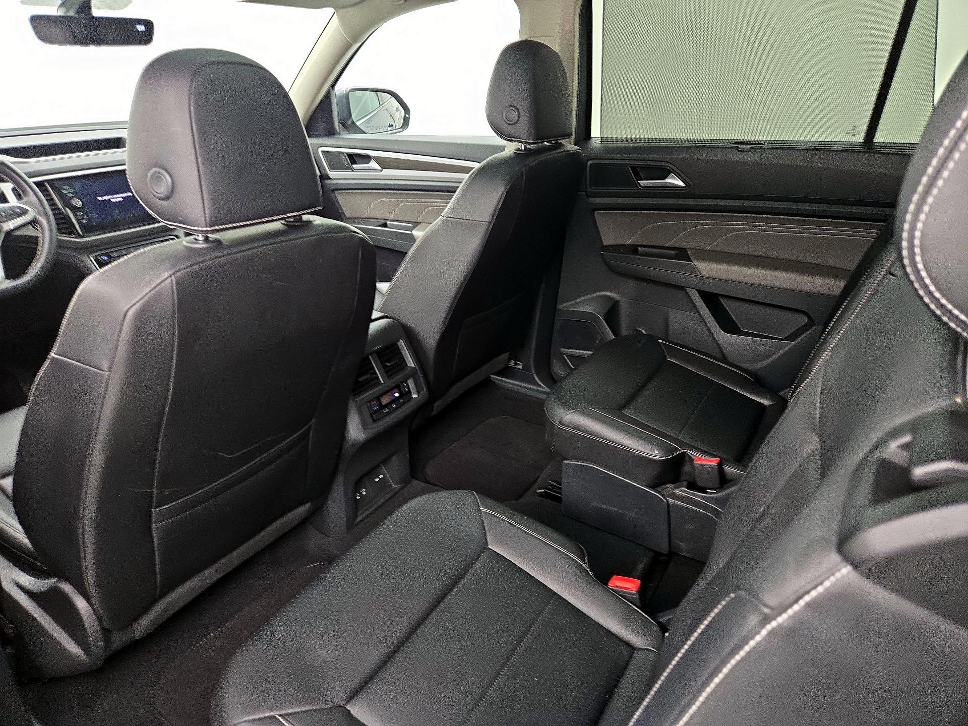 Thumbnail: 2022 Volkswagen Atlas - 20