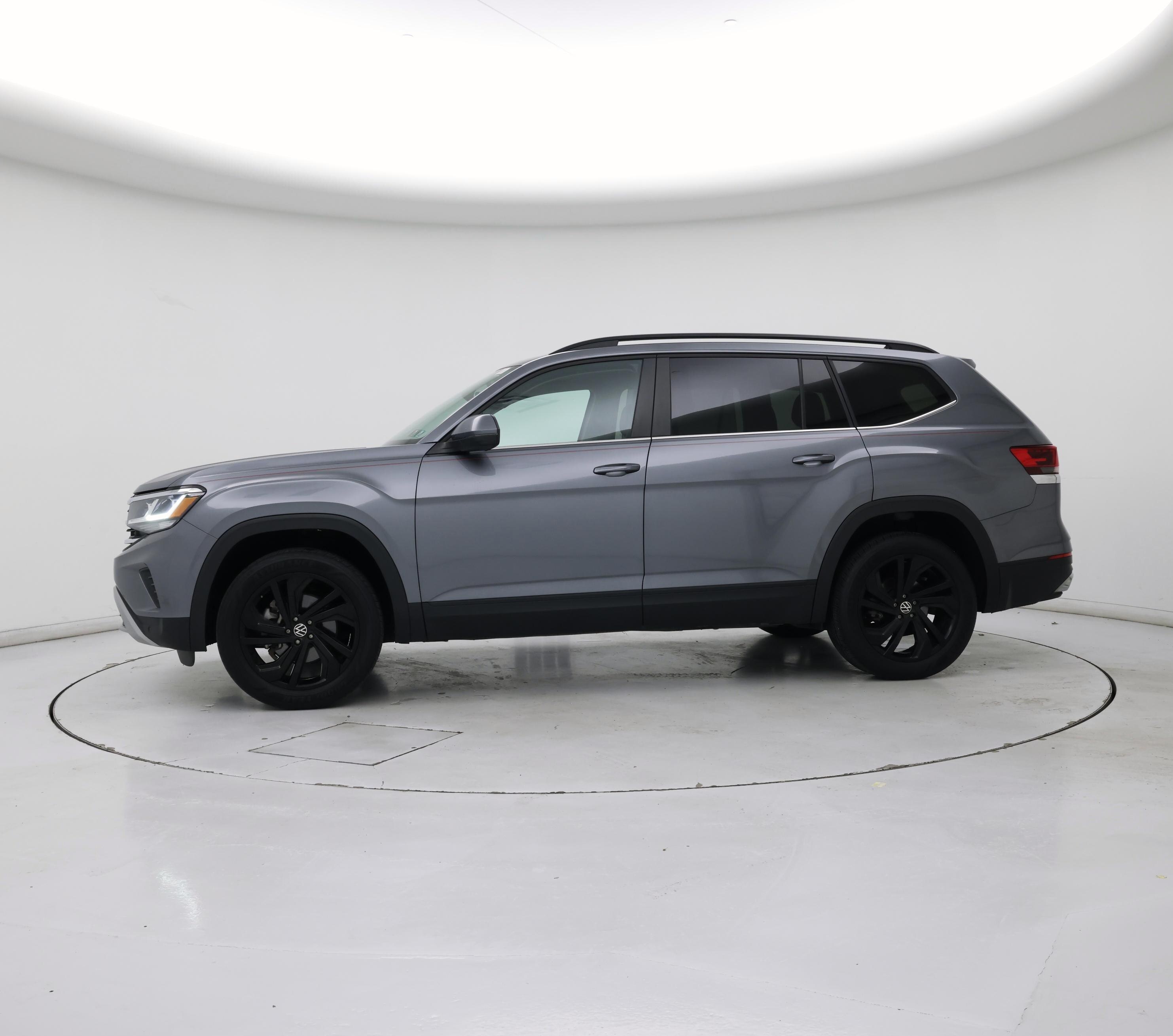 Thumbnail: 2022 Volkswagen Atlas - 3