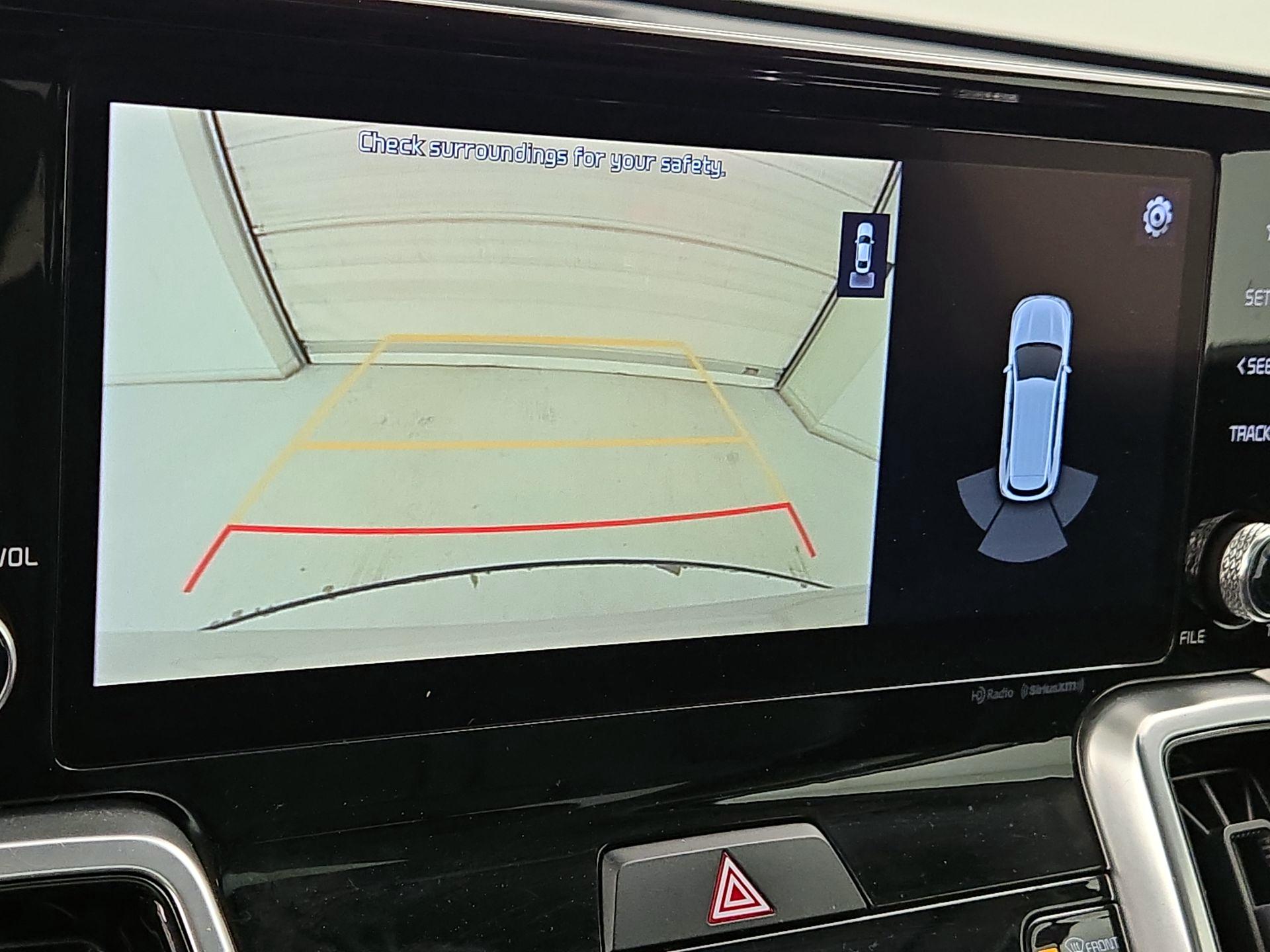 Thumbnail: 2021 Kia Sorento - 14