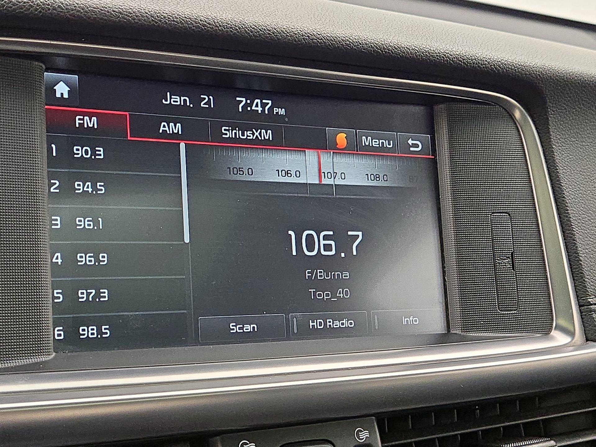 Thumbnail: 2016 Kia Optima - 15