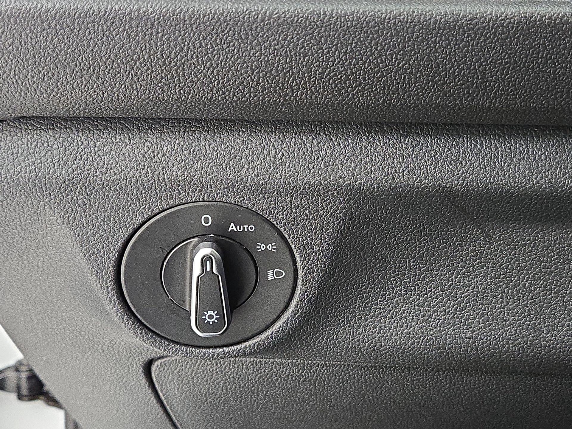 Thumbnail: 2024 Volkswagen Jetta - 13