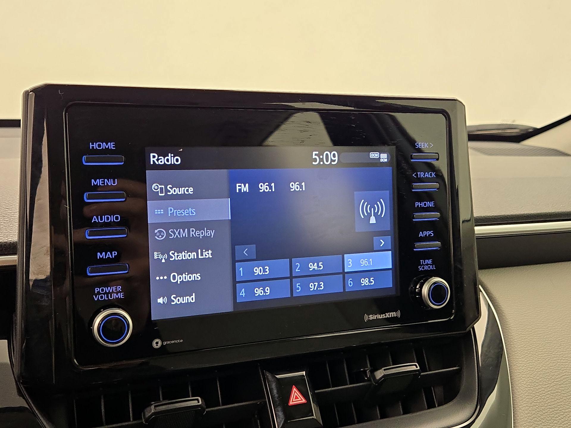 Thumbnail: 2022 Toyota Corolla Cross - 15