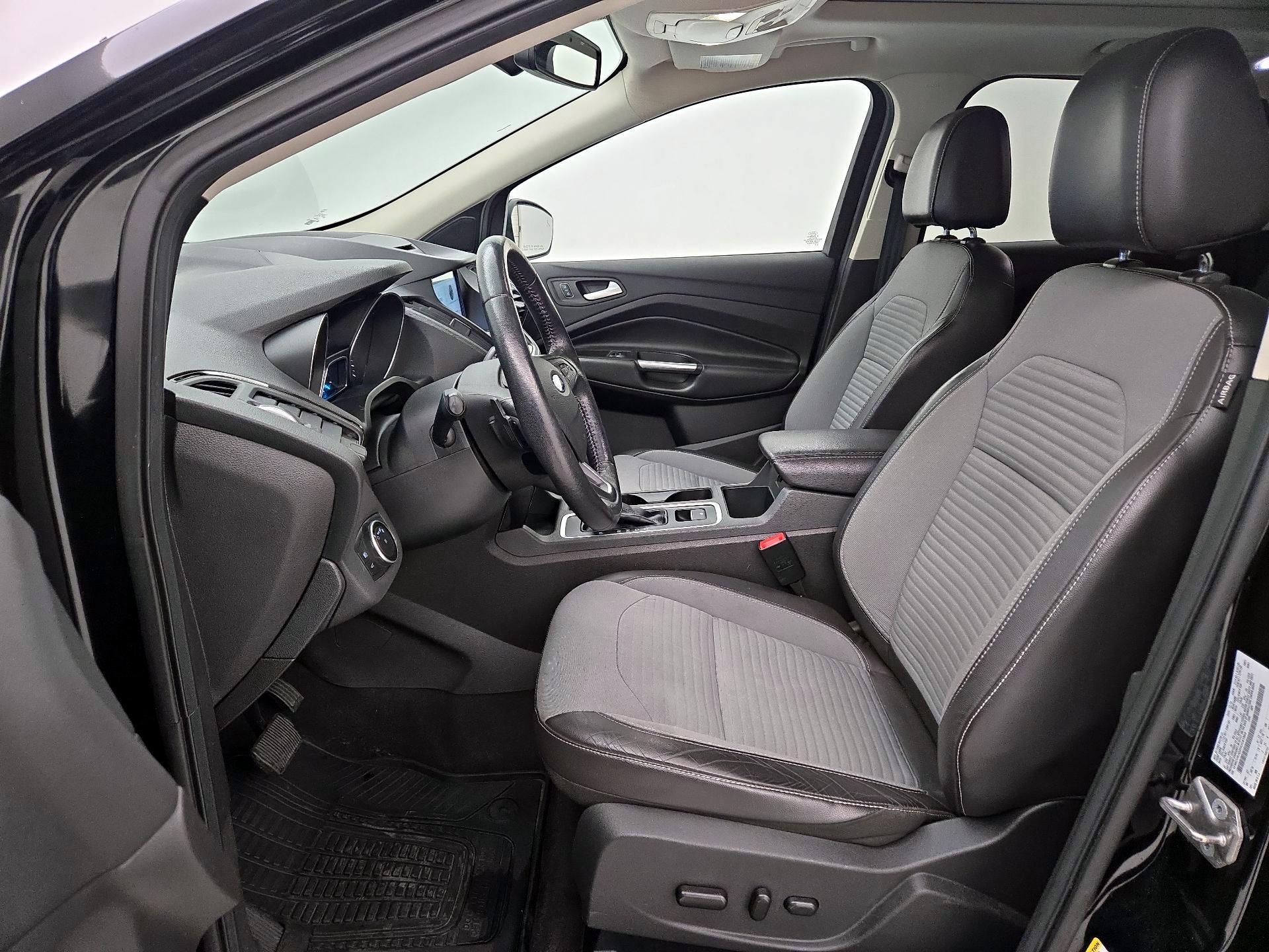 Thumbnail: 2017 Ford Escape - 11