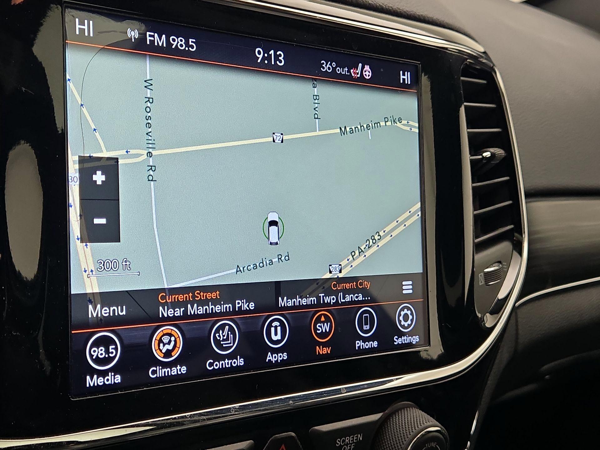 Thumbnail: 2019 Jeep Grand Cherokee - 13