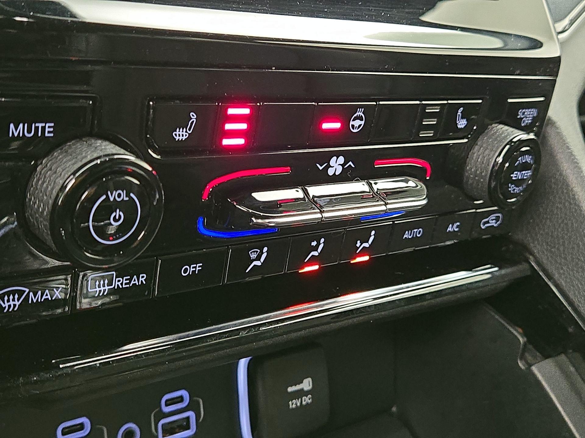 Thumbnail: 2023 Jeep Grand Cherokee - 15