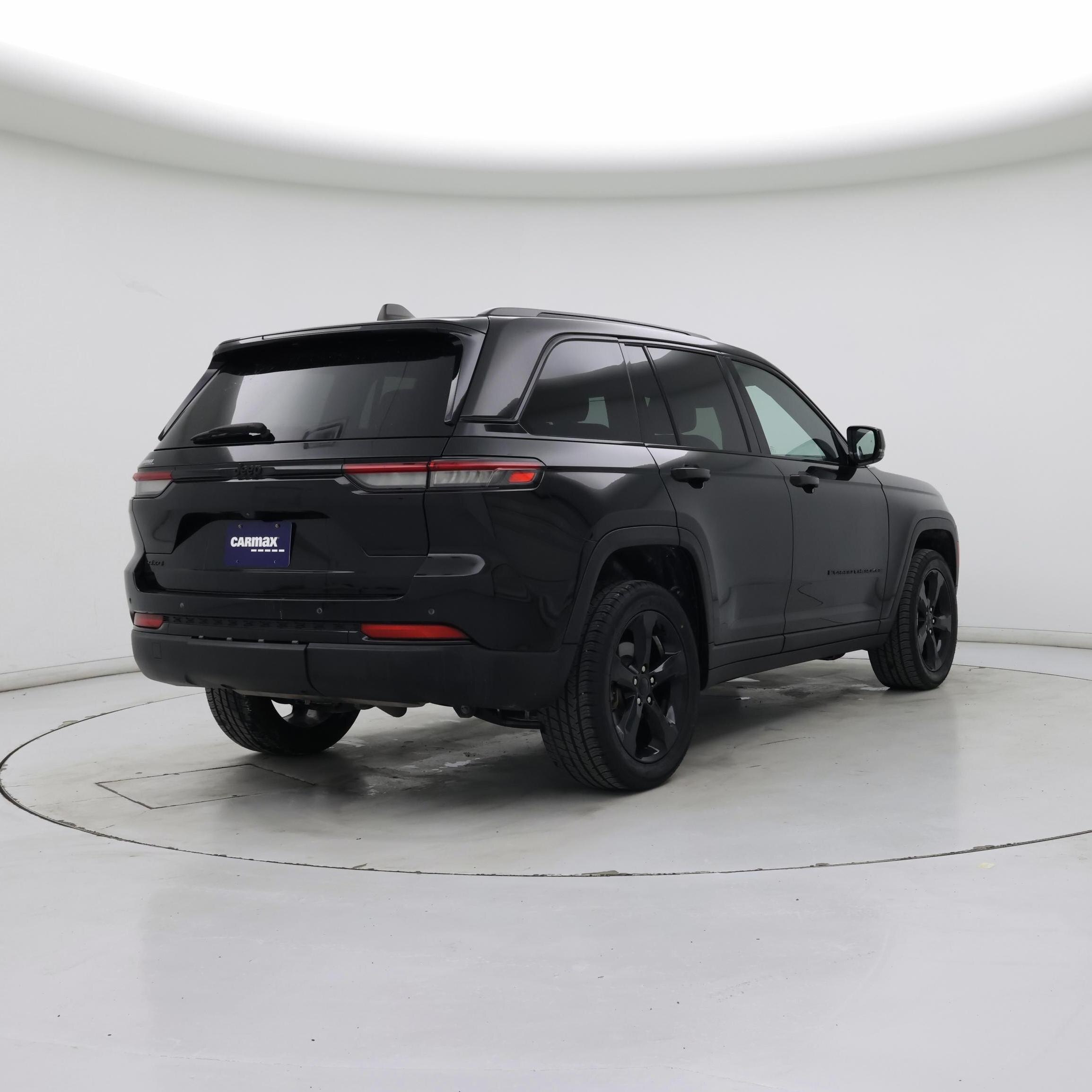 Thumbnail: 2023 Jeep Grand Cherokee - 8