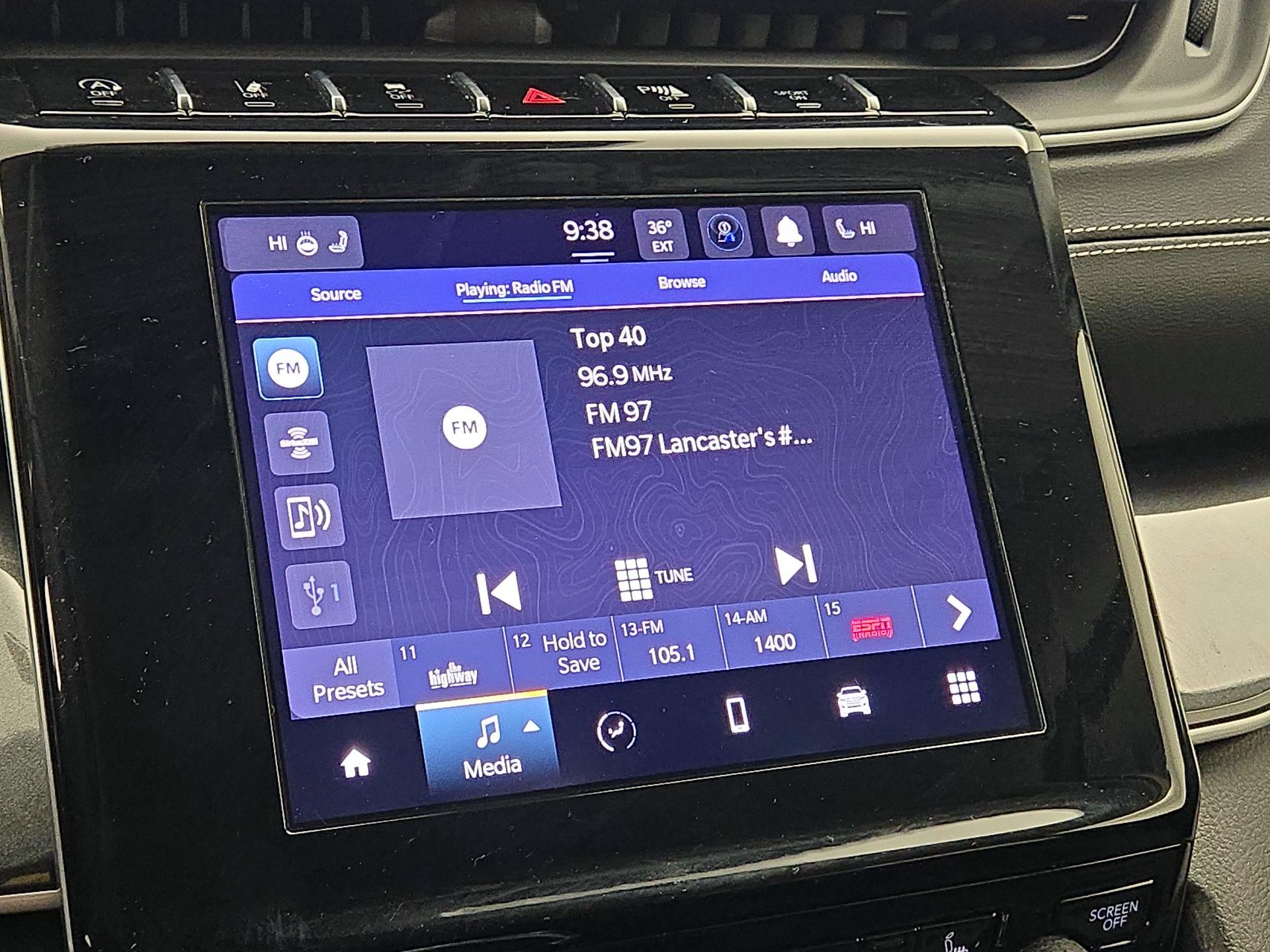 Thumbnail: 2023 Jeep Grand Cherokee - 15