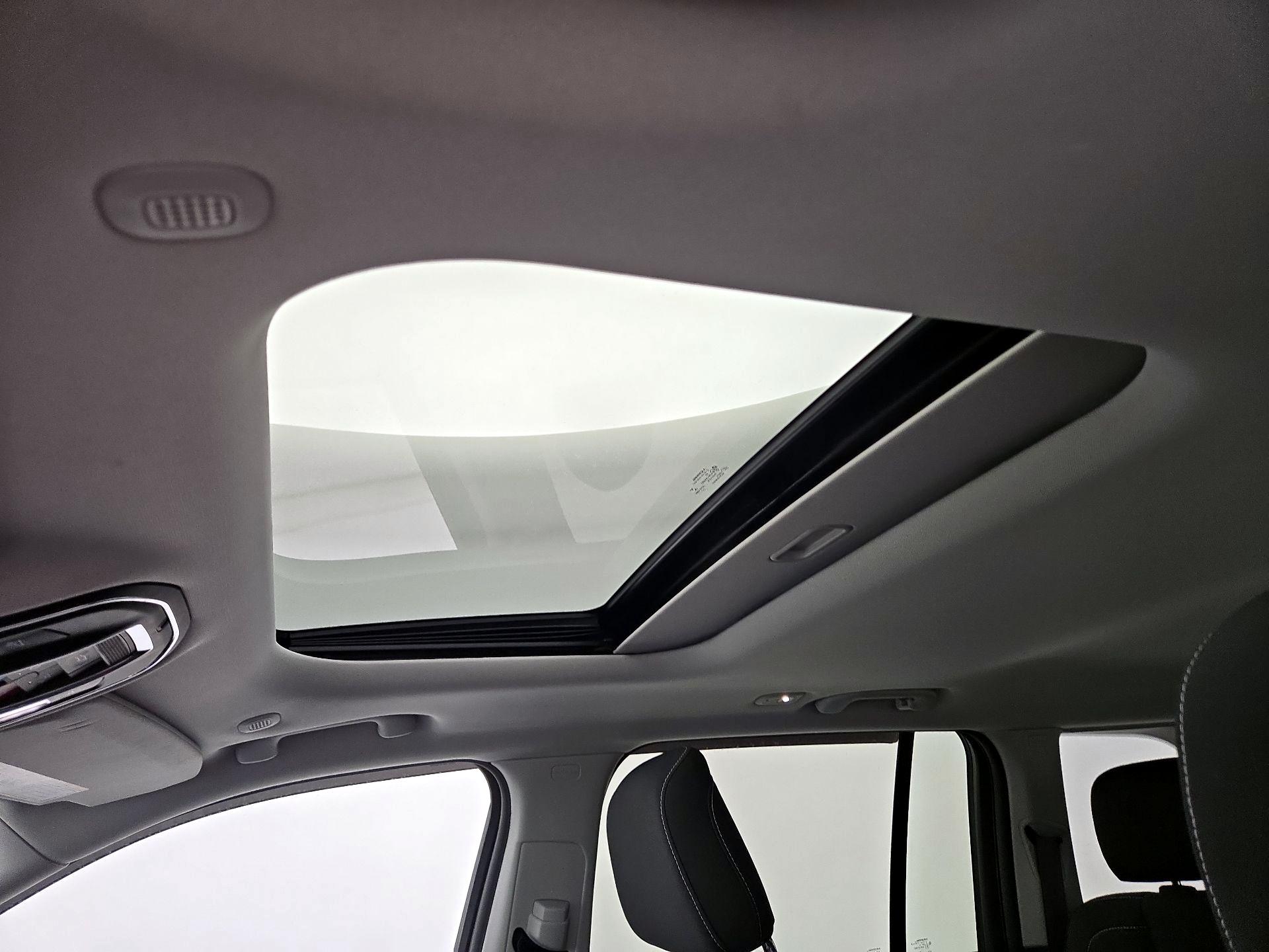 Thumbnail: 2023 Jeep Grand Cherokee - 19