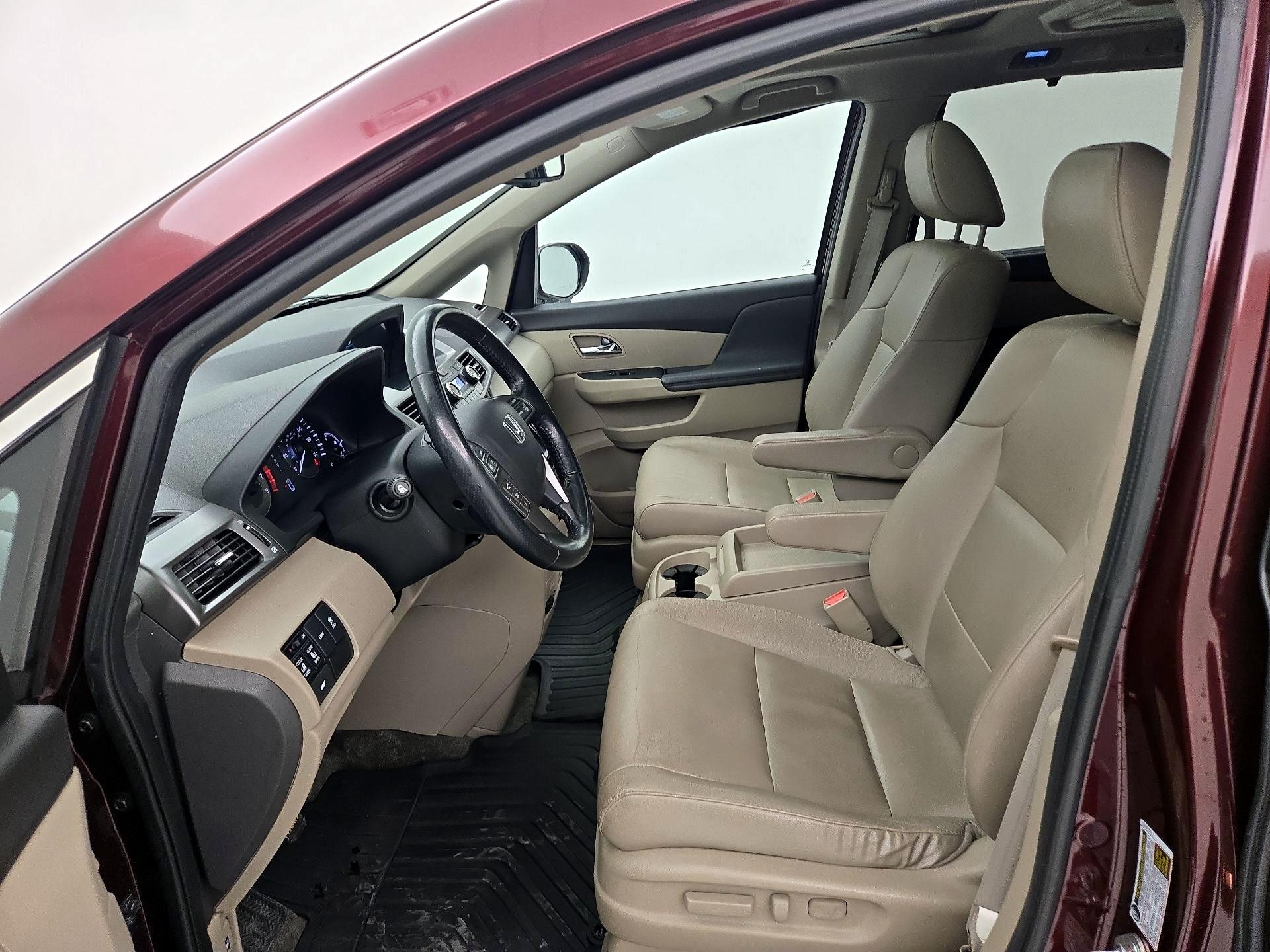 Thumbnail: 2014 Honda Odyssey - 11