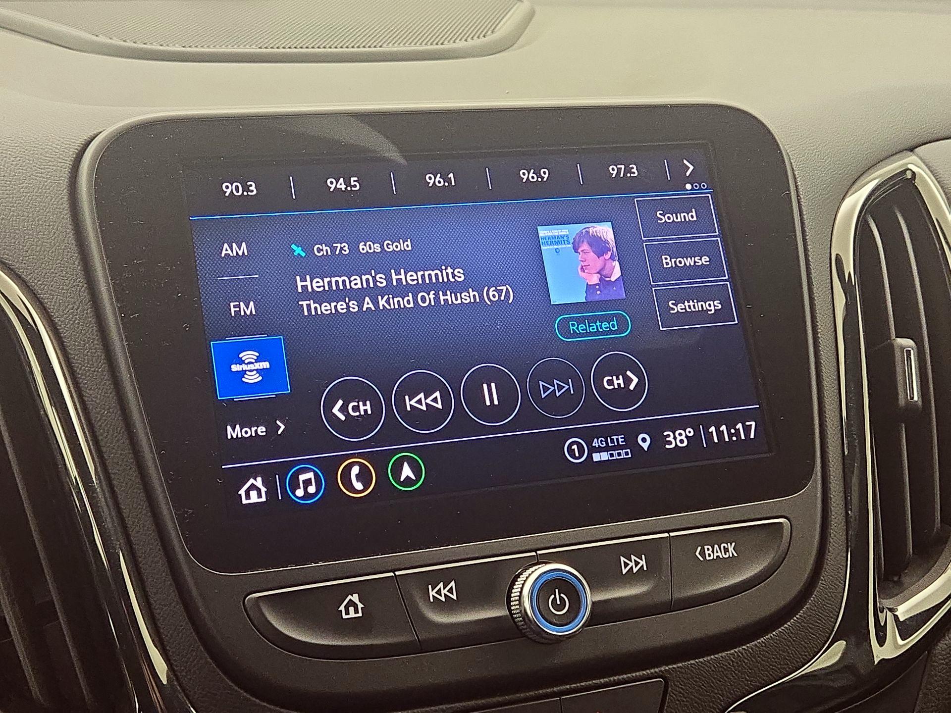 Thumbnail: 2022 Chevrolet Equinox - 15