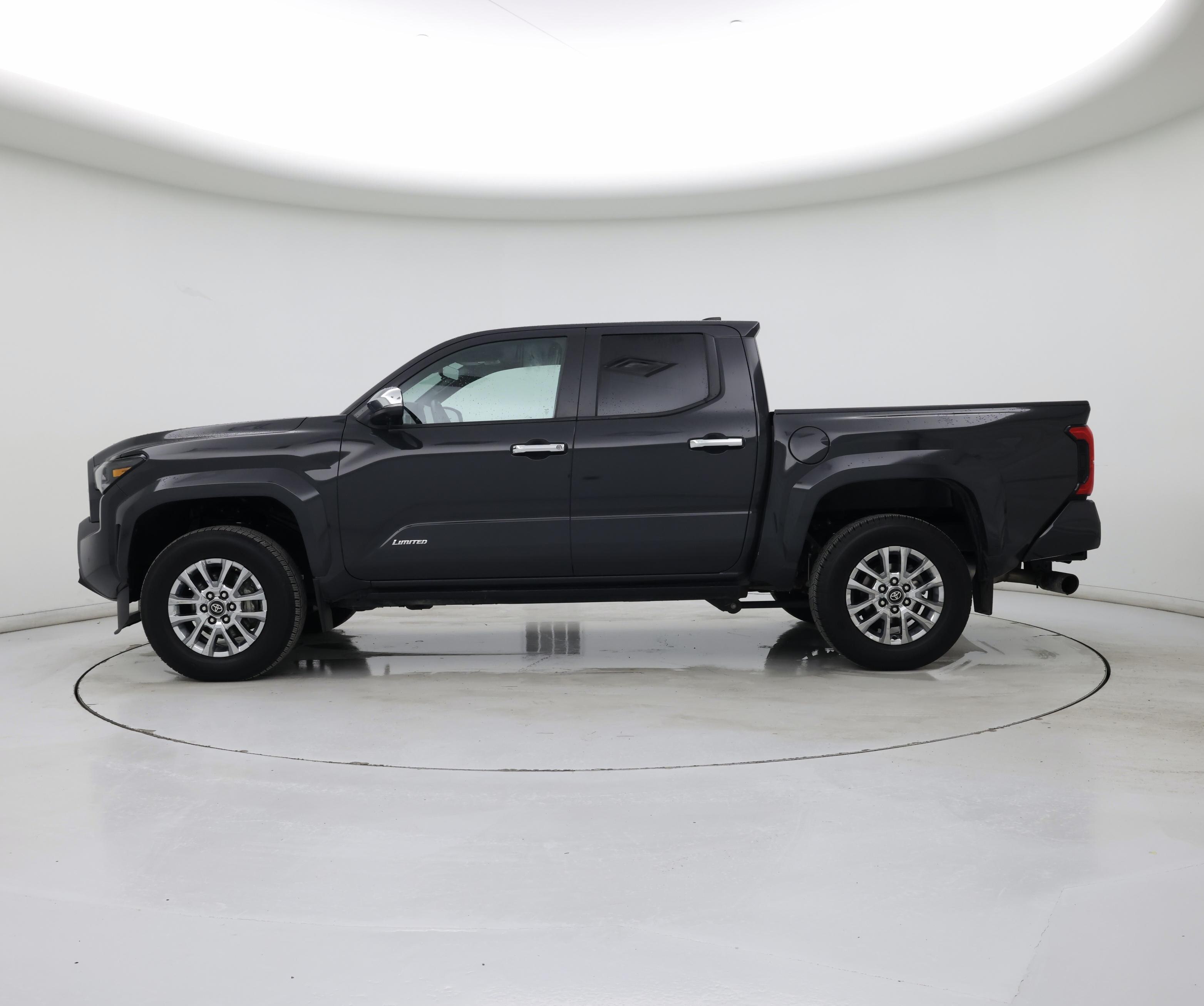 Thumbnail: 2024 Toyota Tacoma - 3