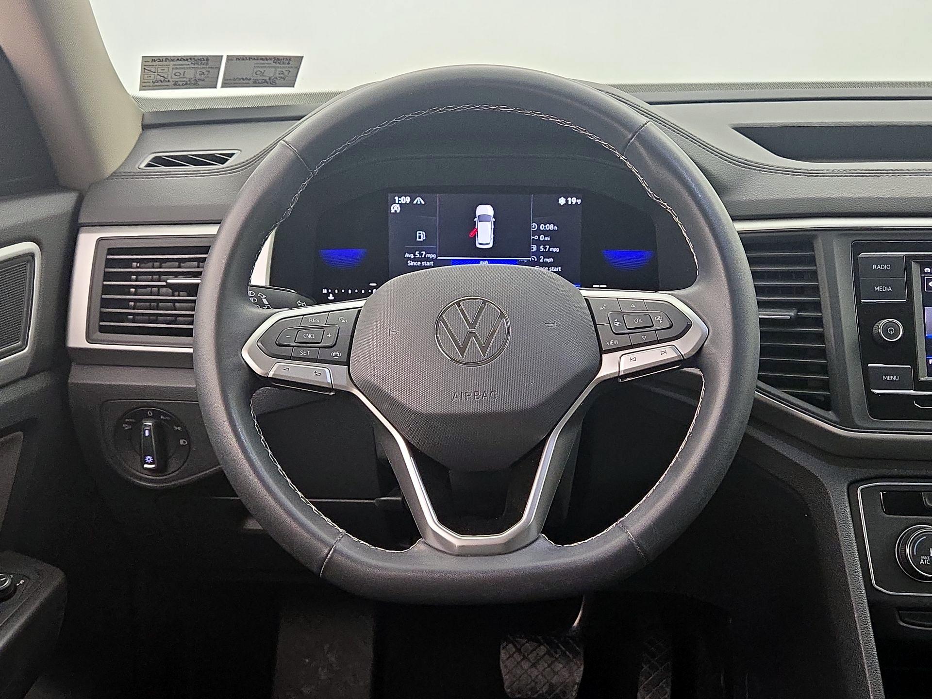 Thumbnail: 2022 Volkswagen Atlas - 10