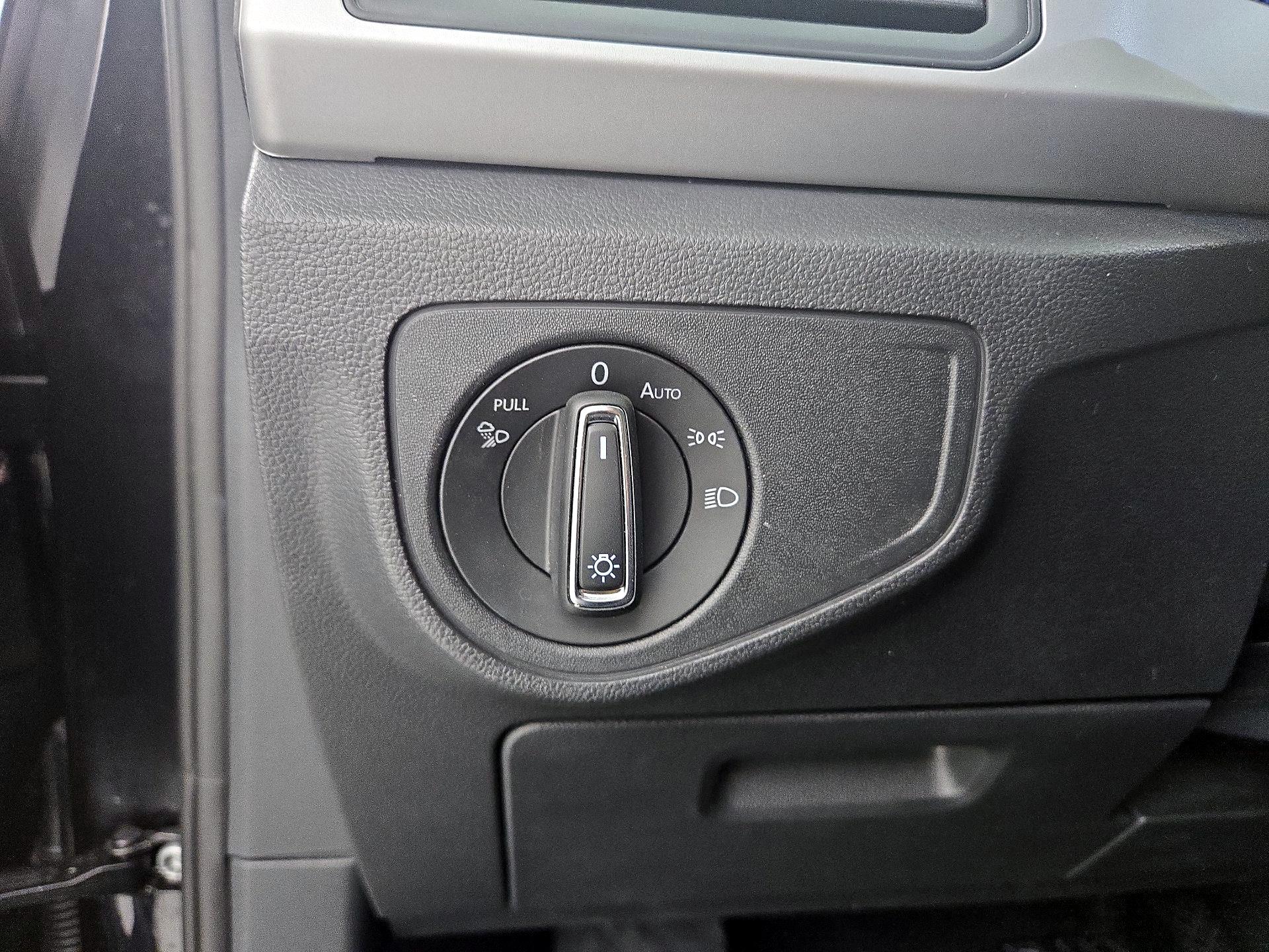 Thumbnail: 2022 Volkswagen Atlas - 13