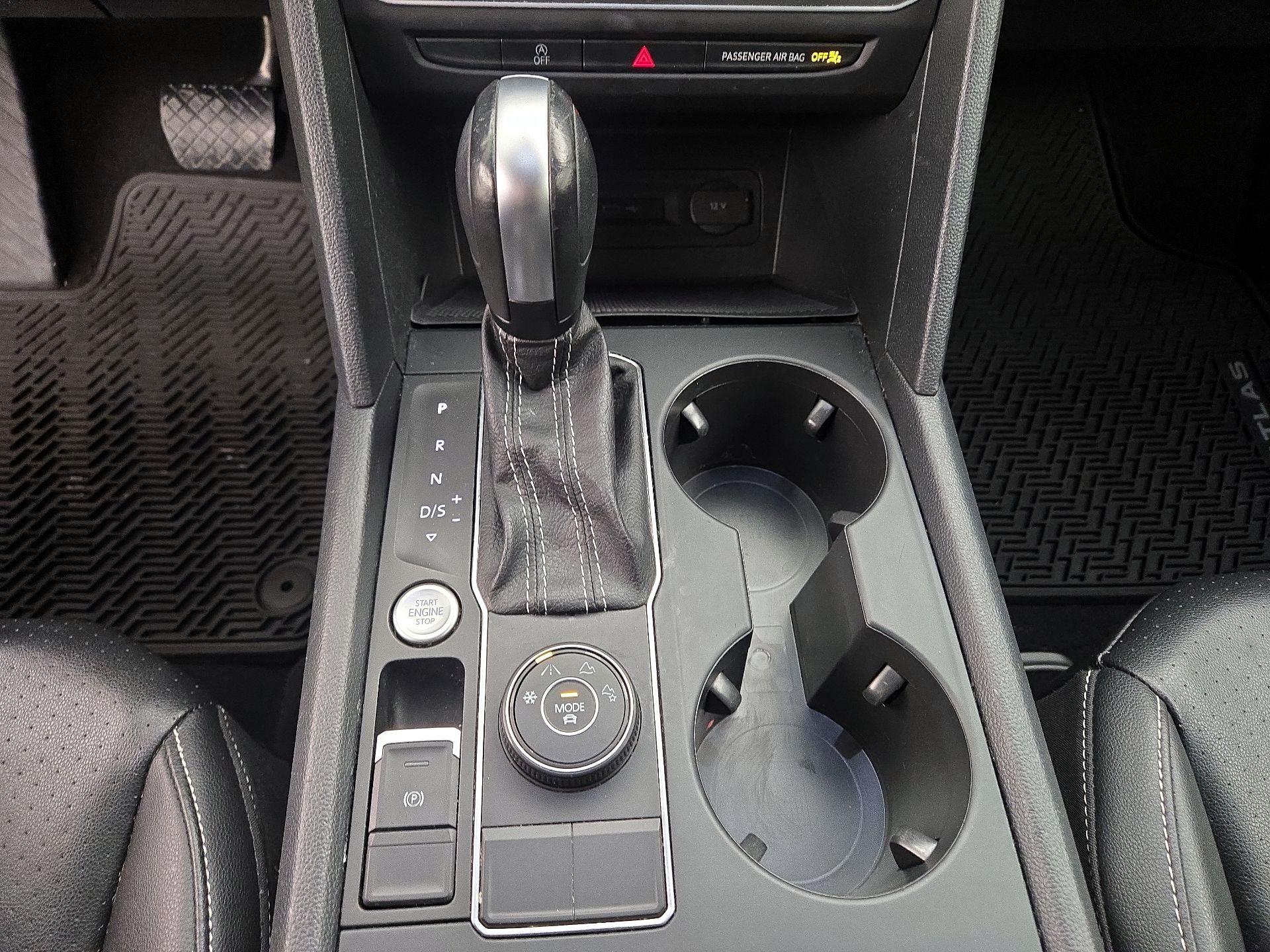 Thumbnail: 2022 Volkswagen Atlas - 17