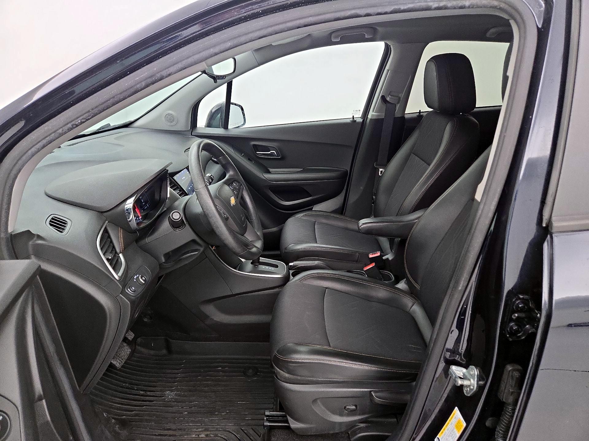 Thumbnail: 2021 Chevrolet Trax - 11