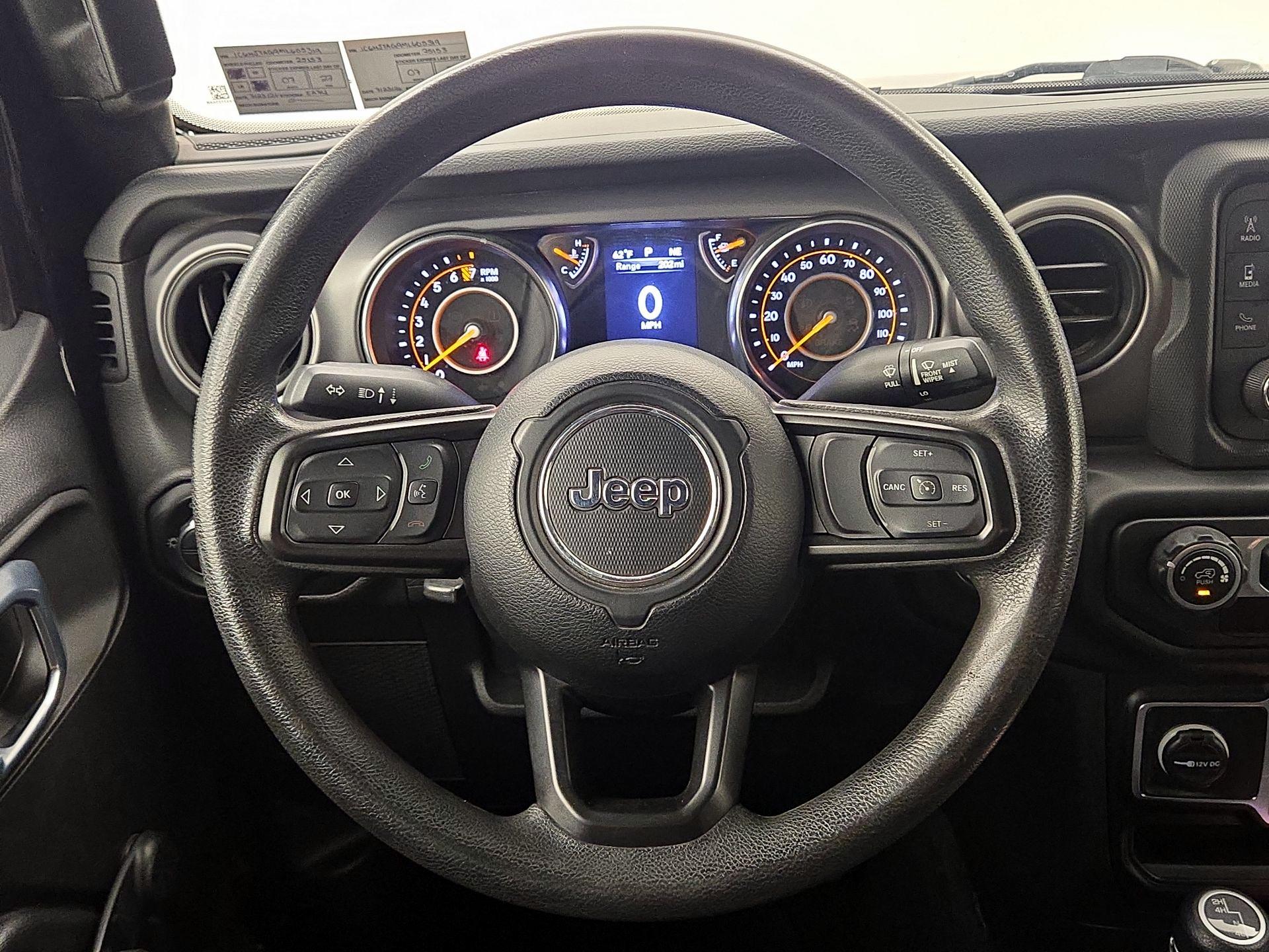 Thumbnail: 2021 Jeep Gladiator - 10
