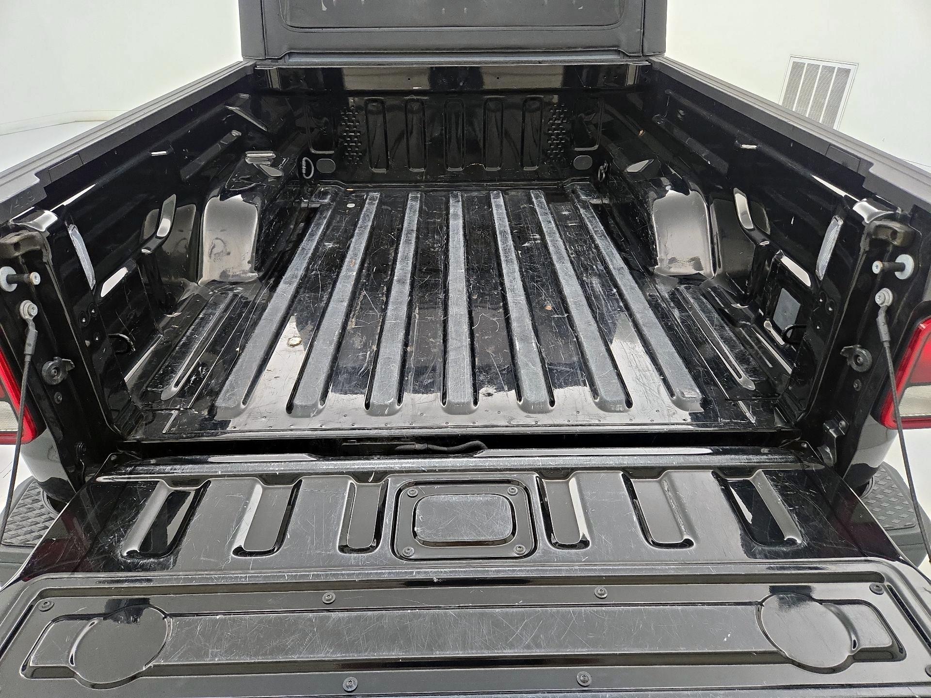 Thumbnail: 2021 Jeep Gladiator - 20