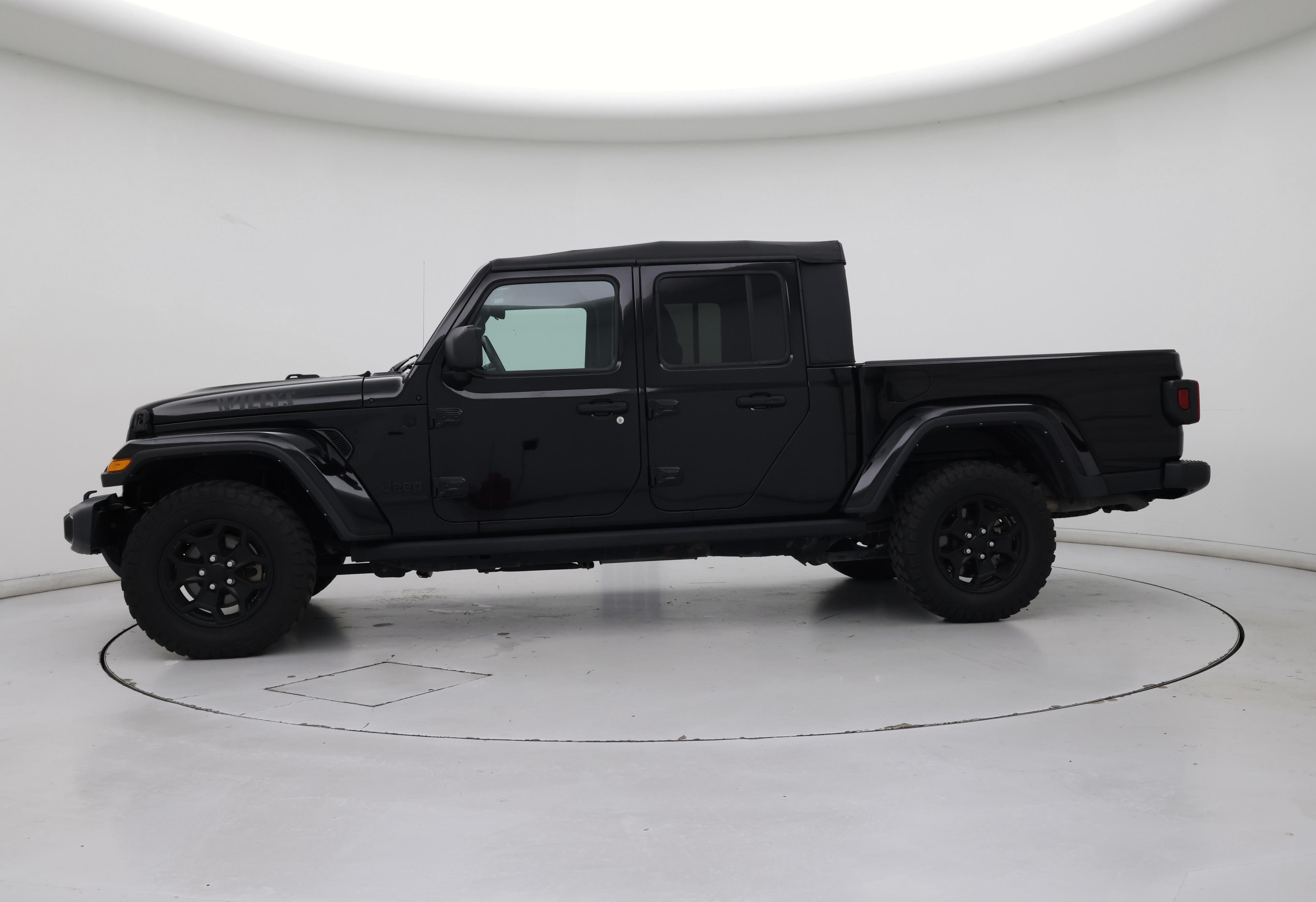 Thumbnail: 2021 Jeep Gladiator - 3
