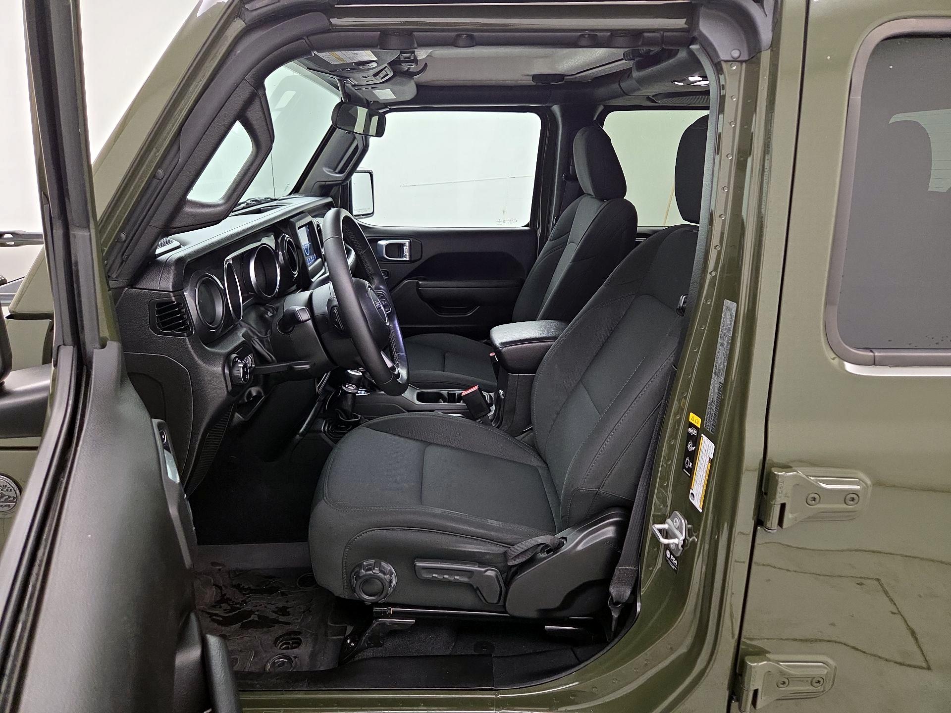 Thumbnail: 2022 Jeep Gladiator - 9