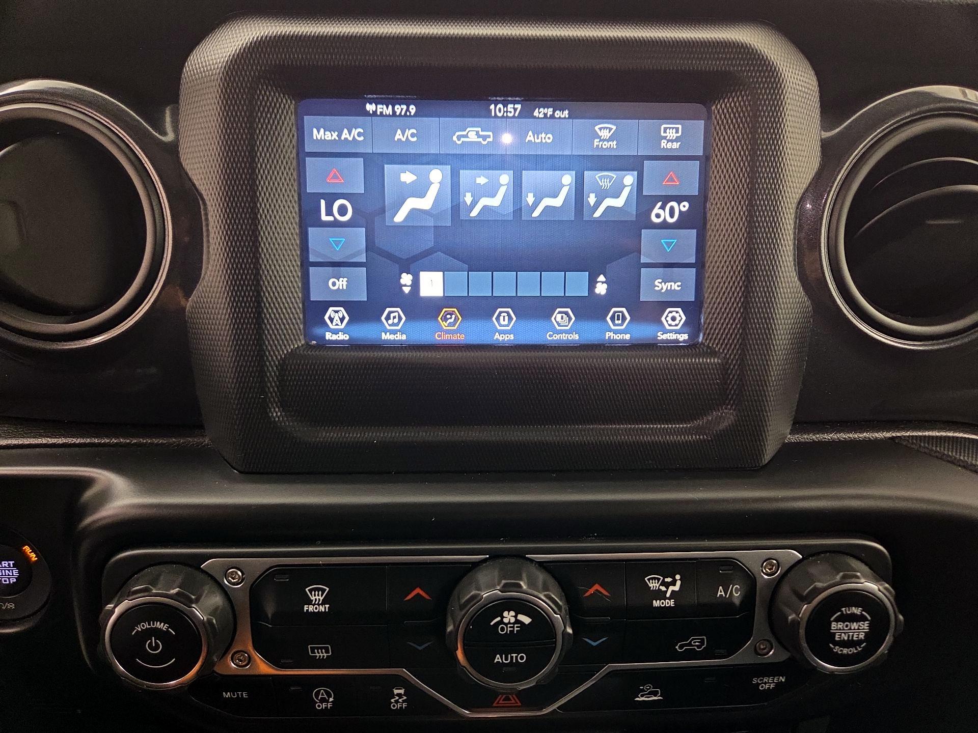 Thumbnail: 2022 Jeep Gladiator - 15