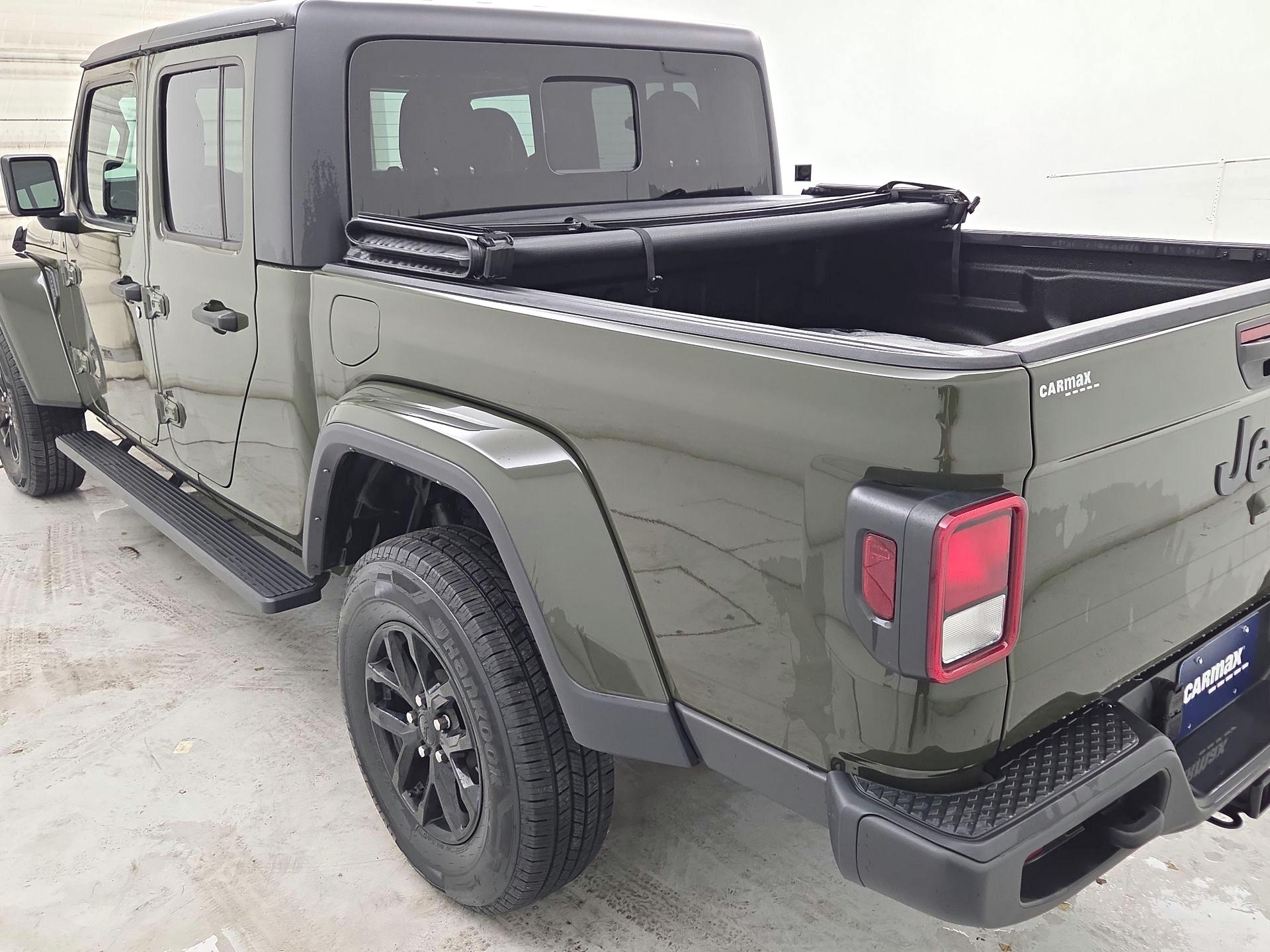 Thumbnail: 2022 Jeep Gladiator - 7