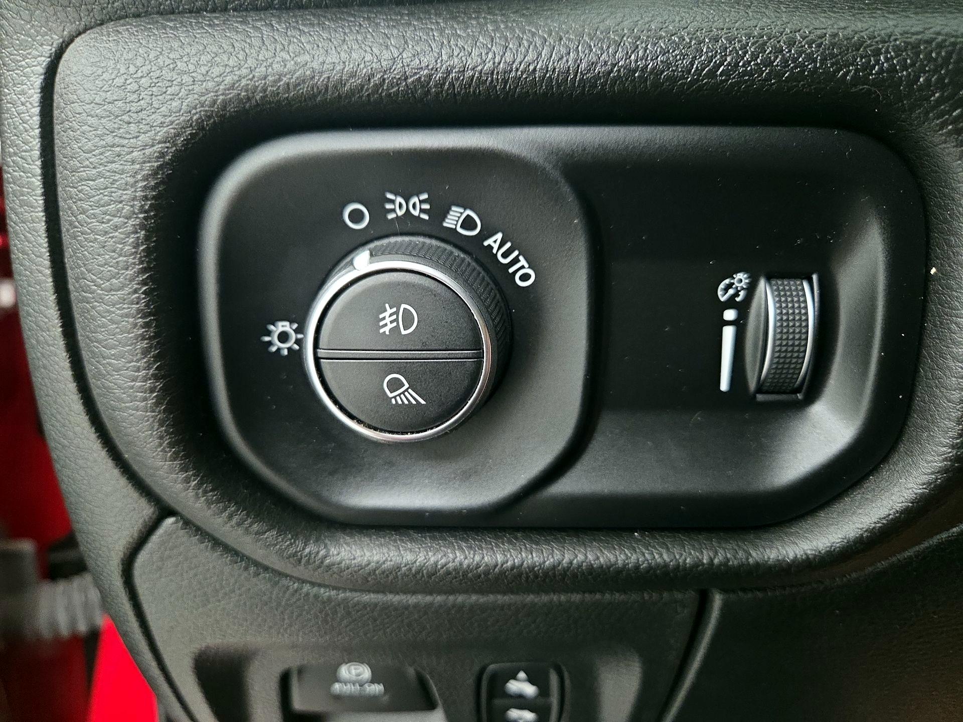 Thumbnail: 2022 RAM 1500 - 13