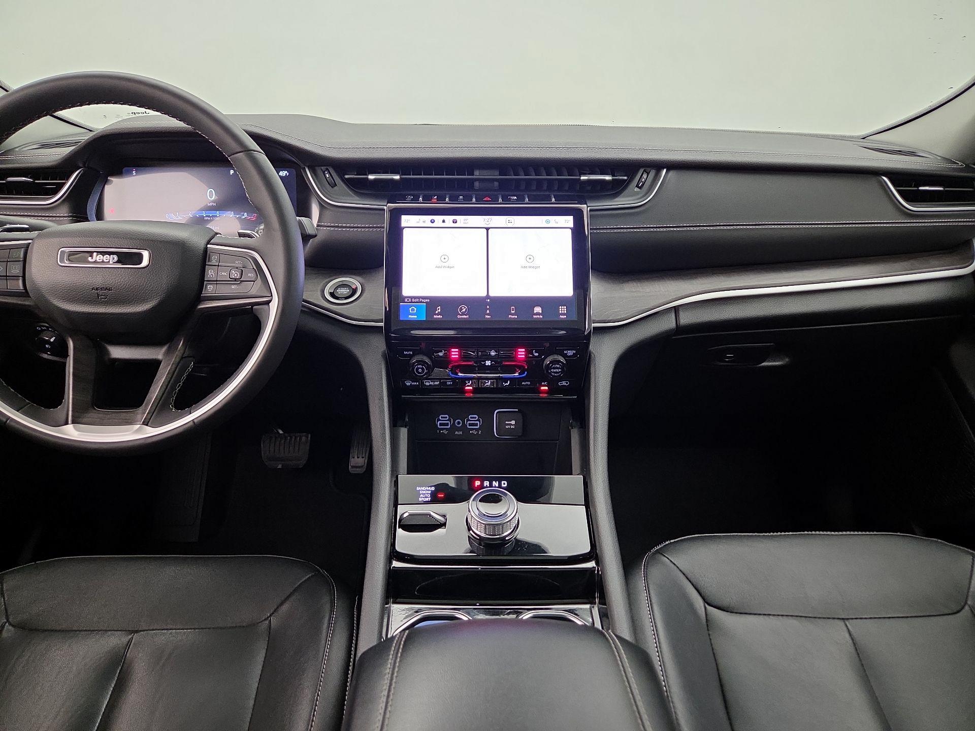 Thumbnail: 2023 Jeep Grand Cherokee L - 9