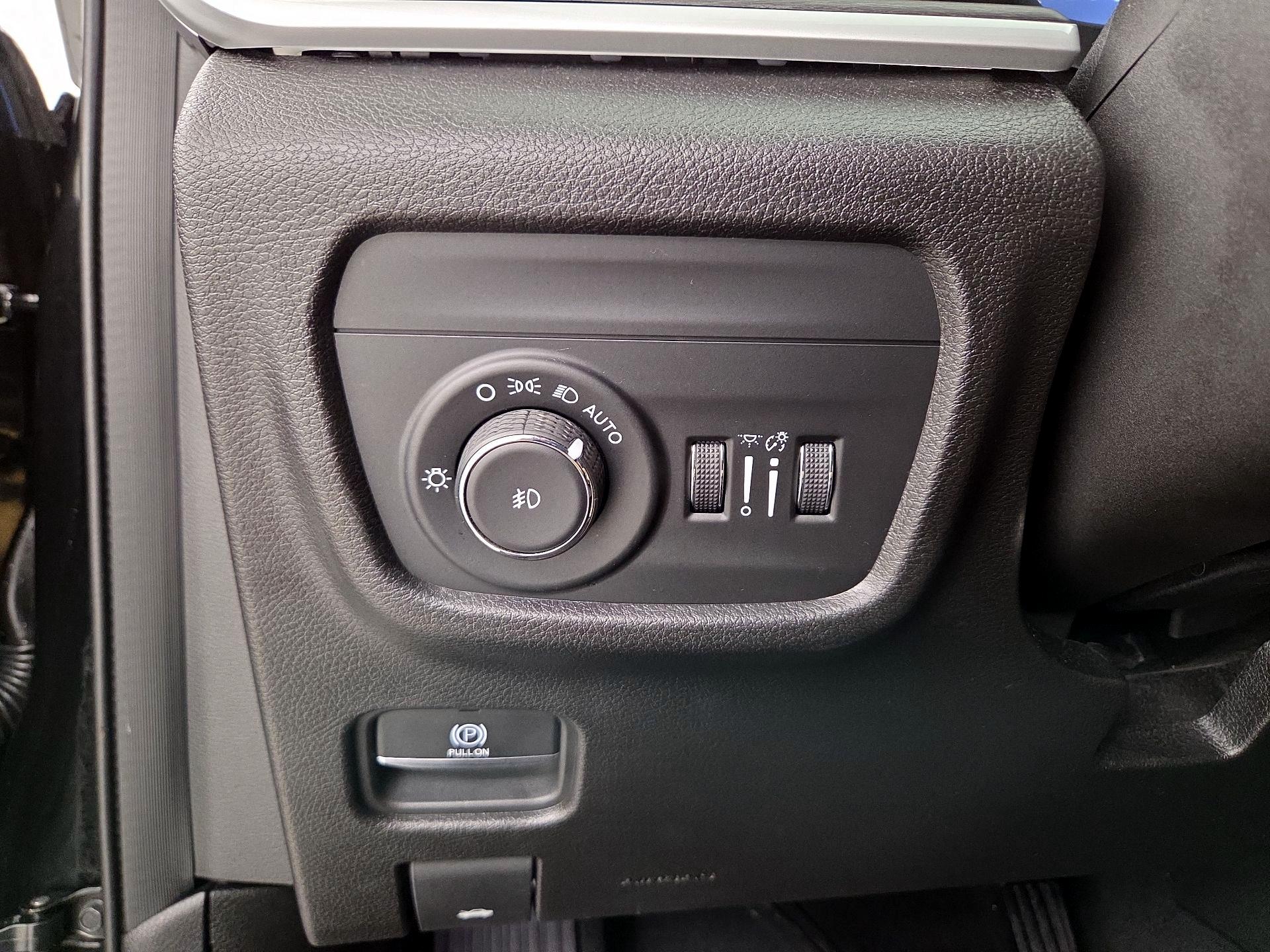 Thumbnail: 2023 Jeep Grand Cherokee L - 13