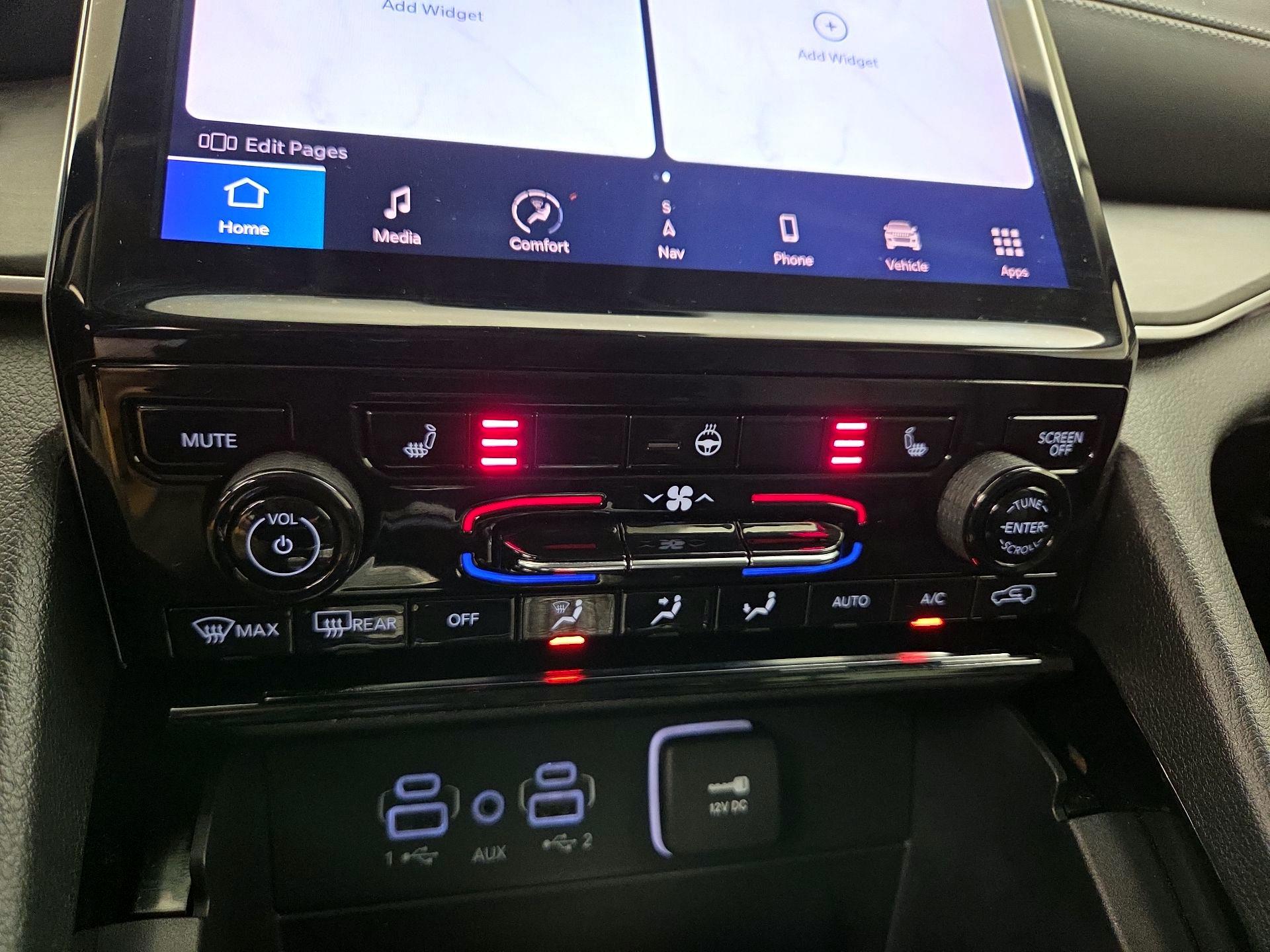 Thumbnail: 2023 Jeep Grand Cherokee L - 17