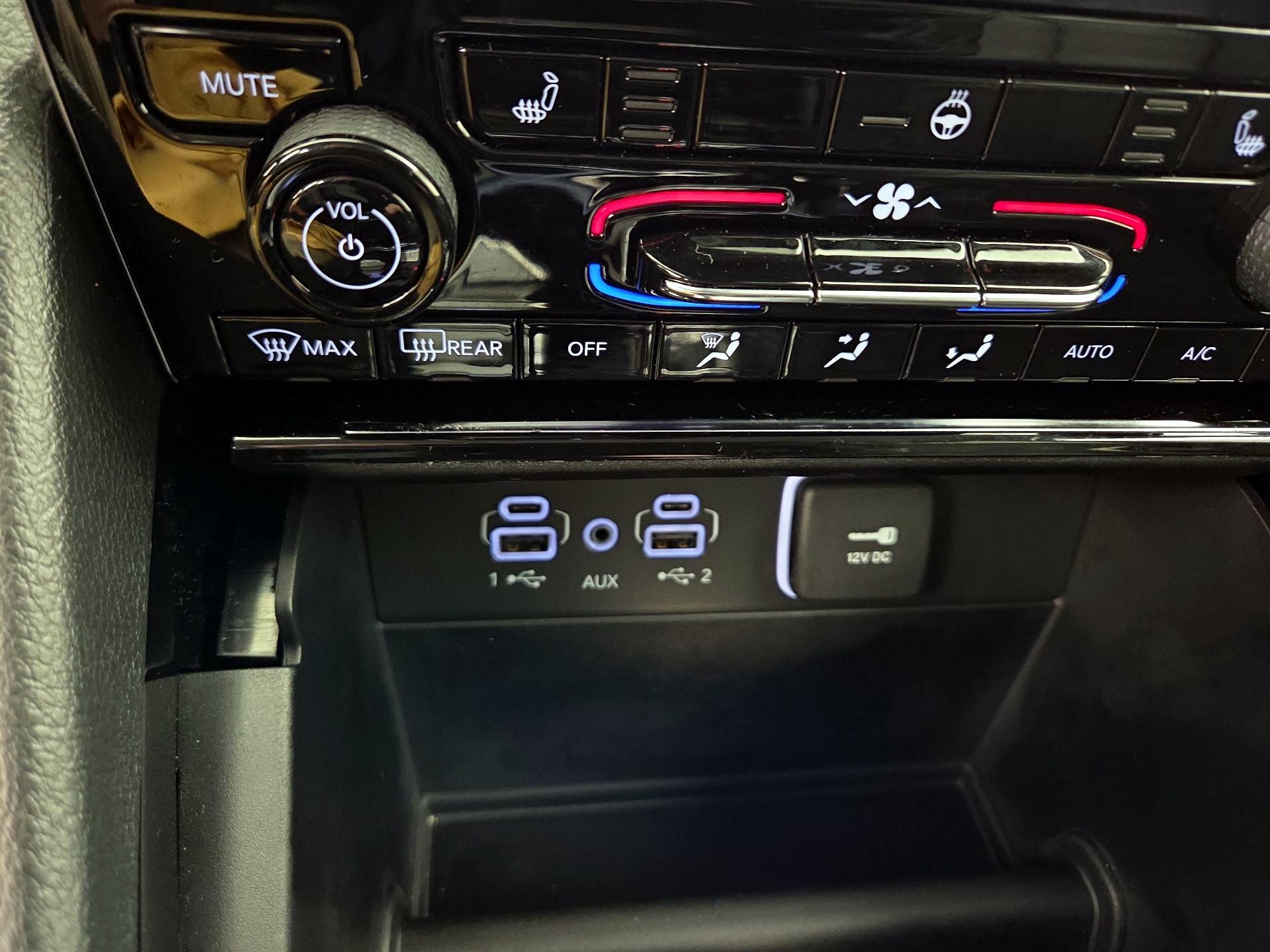 Thumbnail: 2023 Jeep Grand Cherokee L - 19