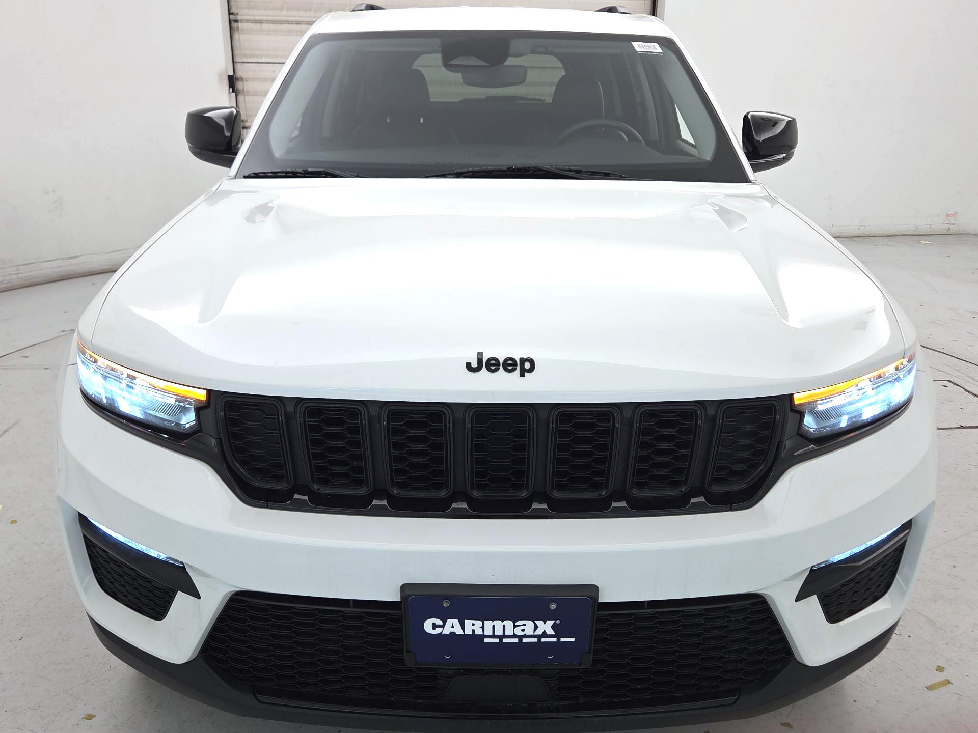 Thumbnail: 2023 Jeep Grand Cherokee - 2