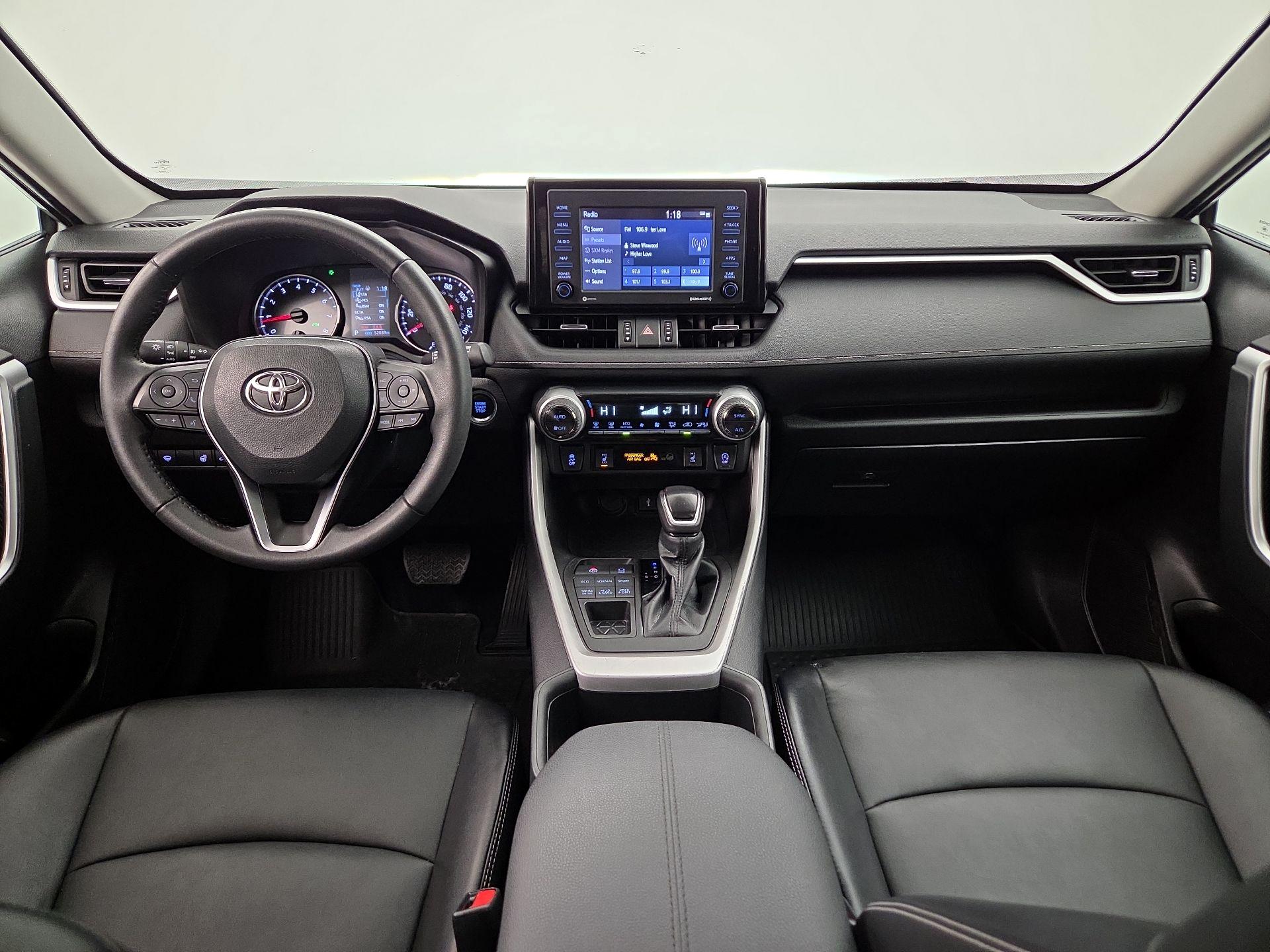 Thumbnail: 2022 Toyota RAV4 - 9