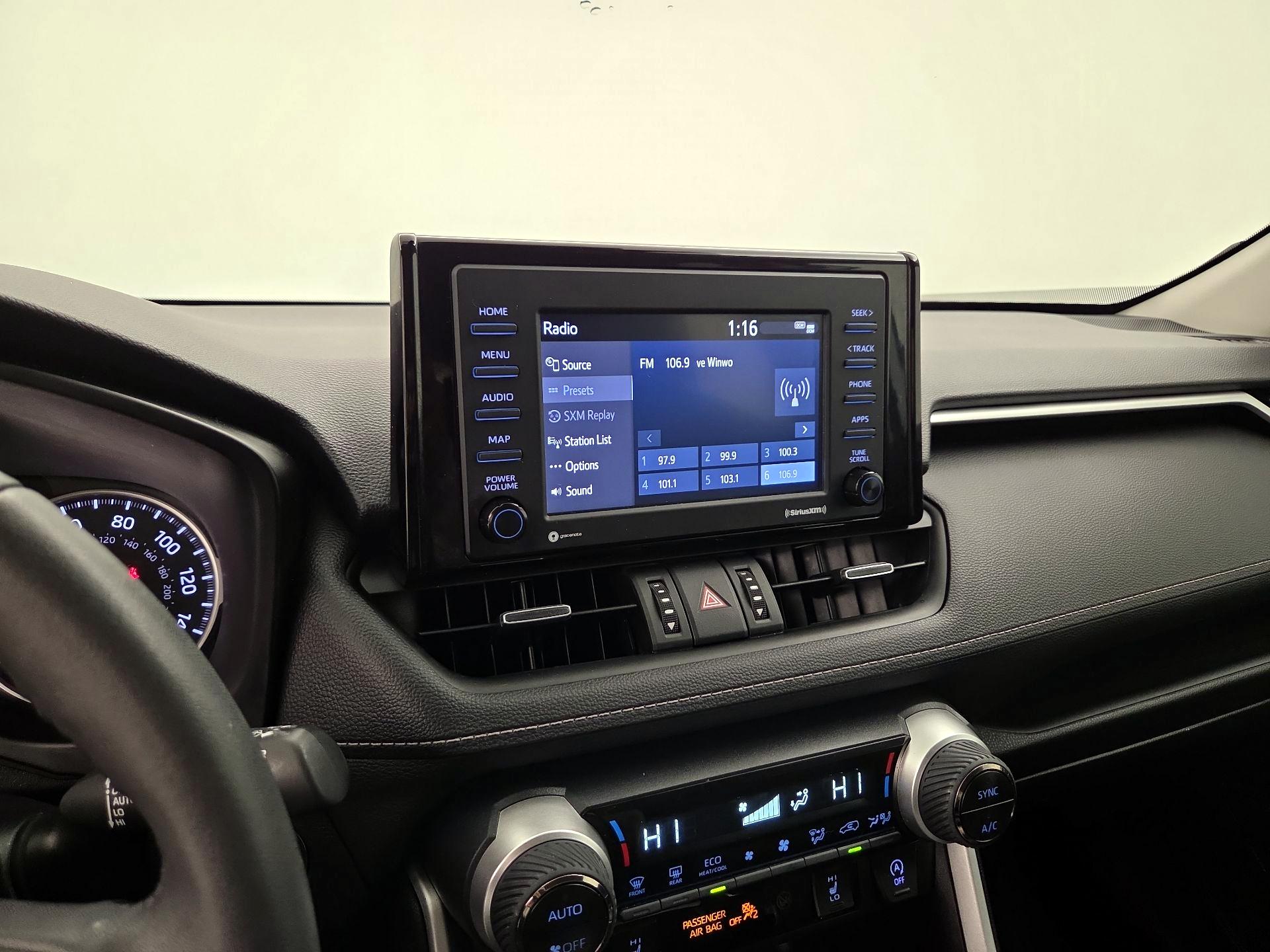 Thumbnail: 2022 Toyota RAV4 - 15