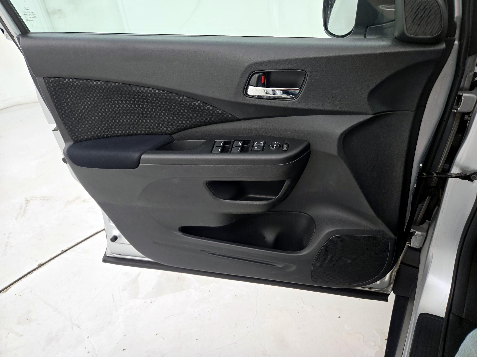 Thumbnail: 2015 Honda CR-V - 12