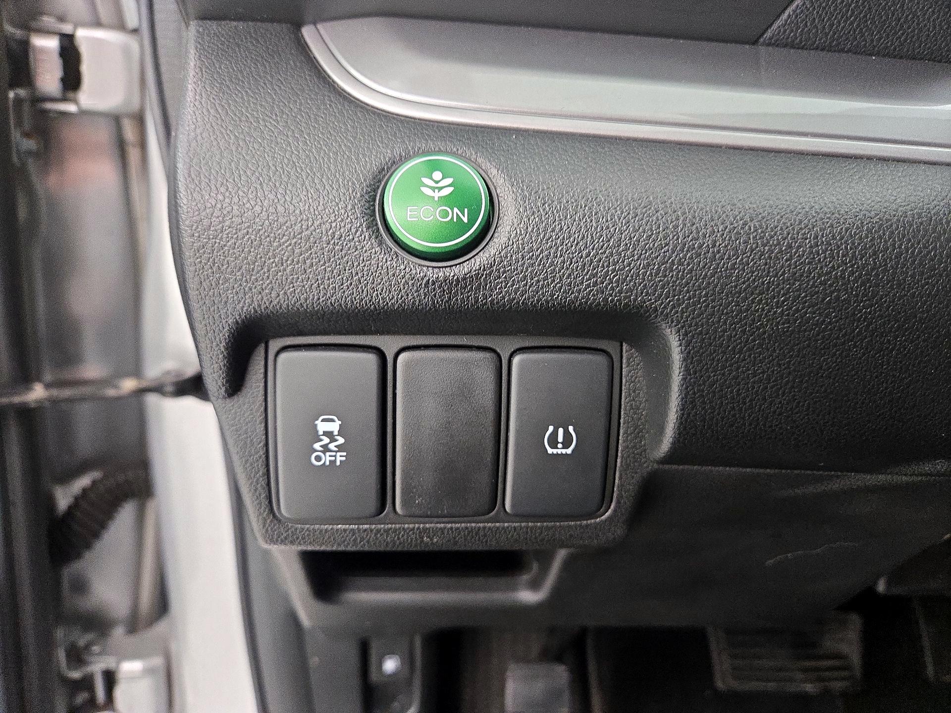 Thumbnail: 2015 Honda CR-V - 13