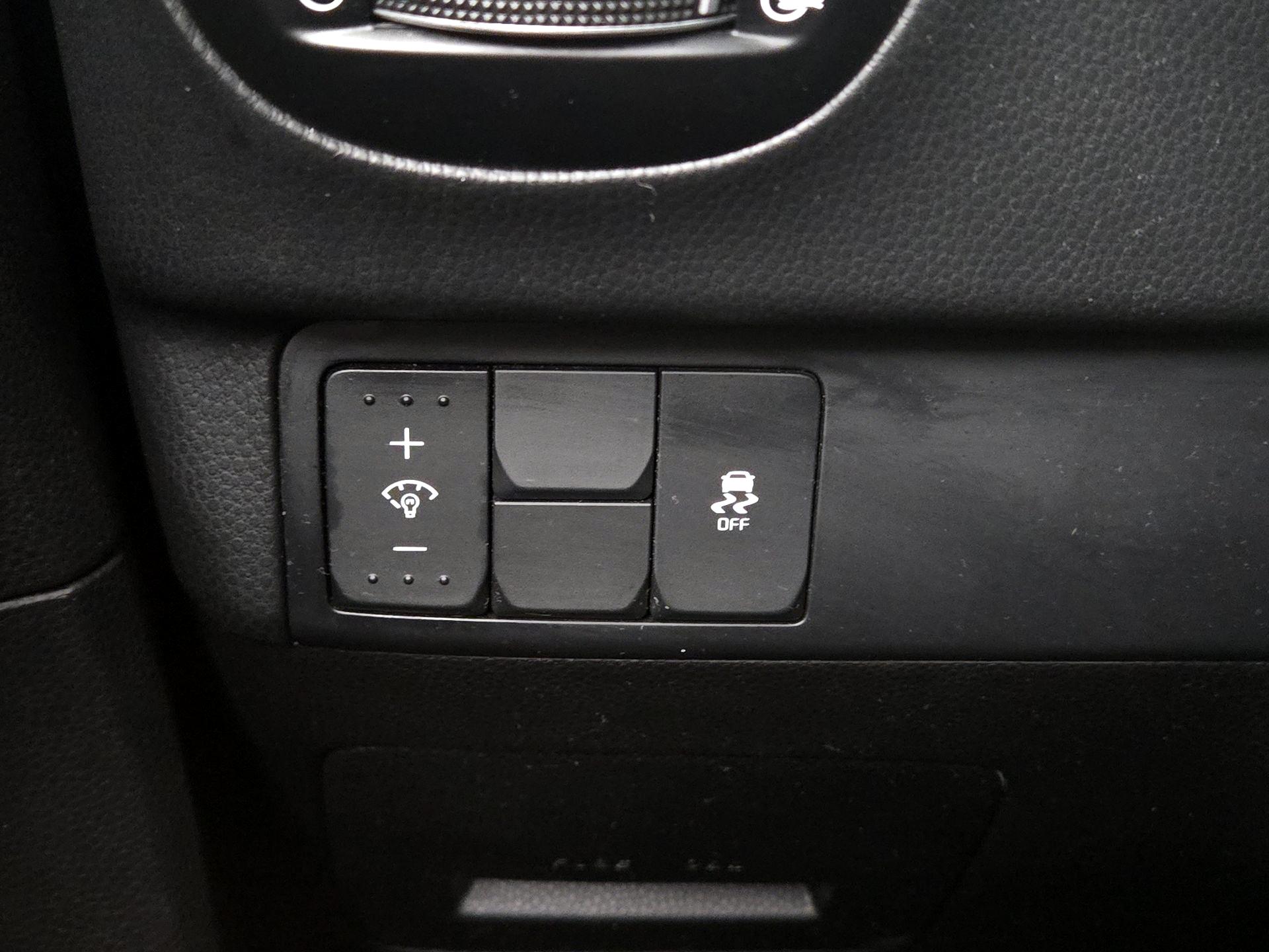 Thumbnail: 2016 Kia Soul - 13