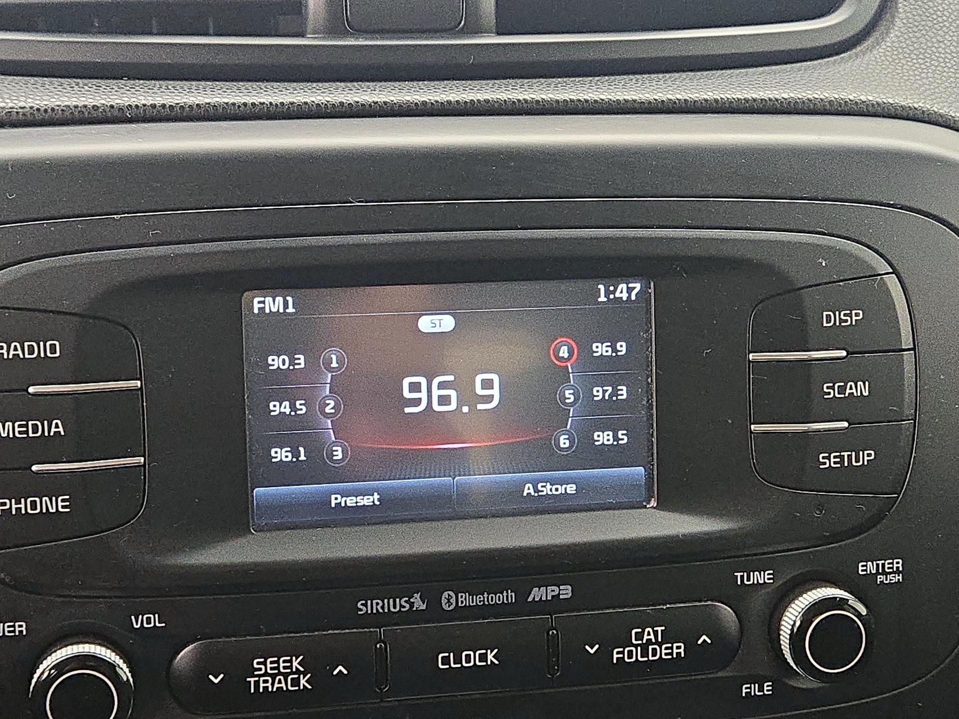 Thumbnail: 2016 Kia Soul - 15