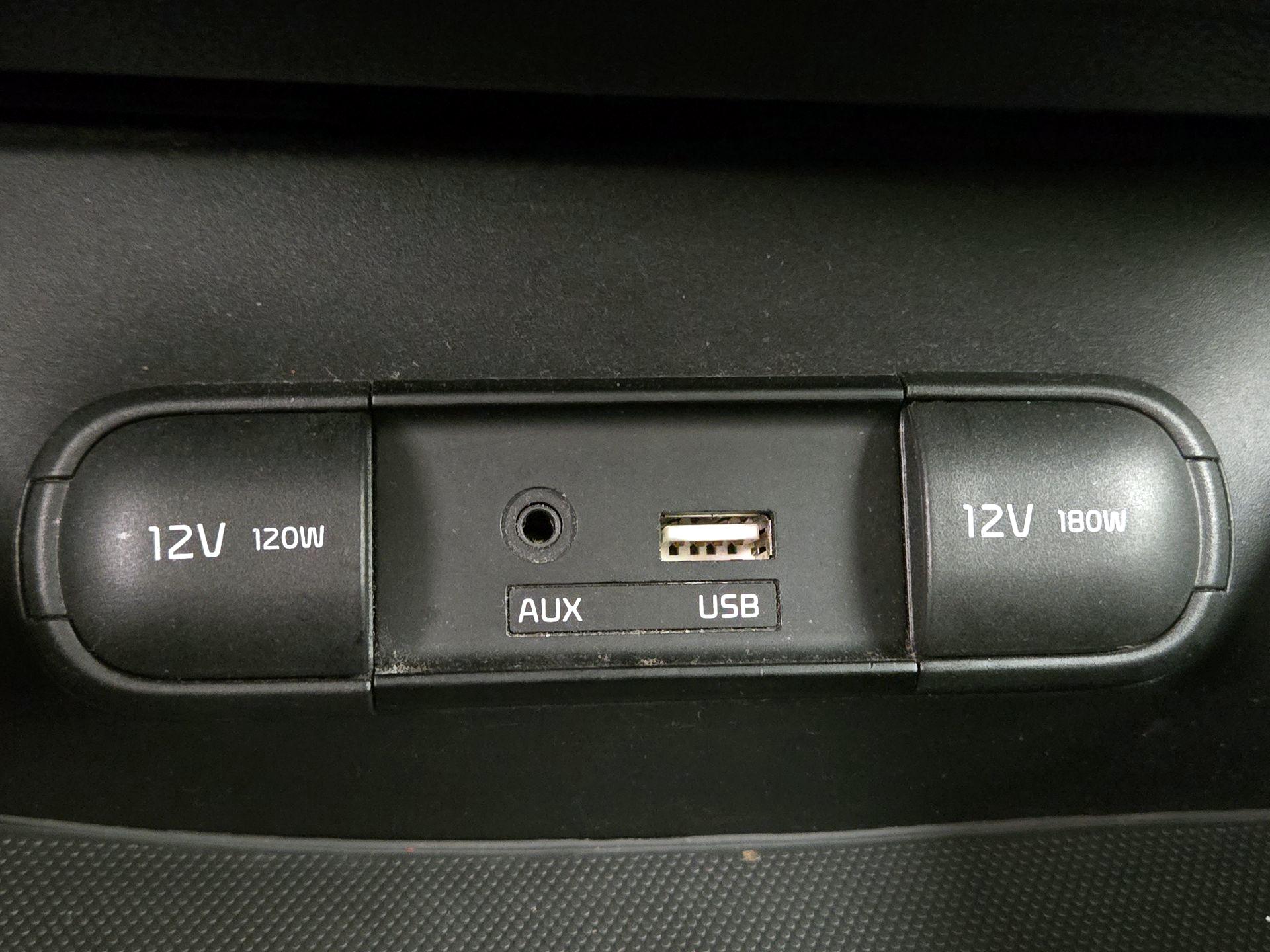 Thumbnail: 2016 Kia Soul - 18