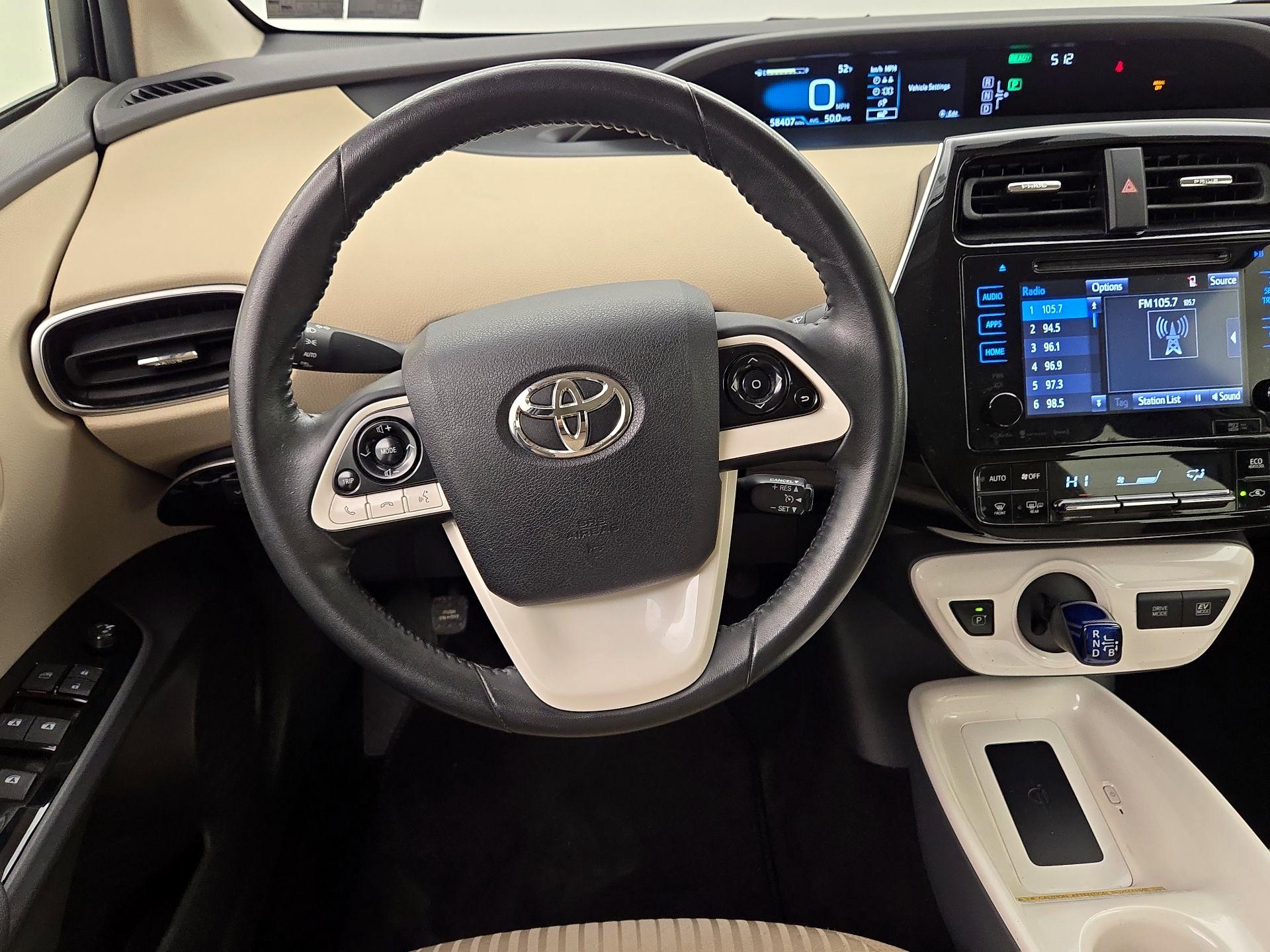 Thumbnail: 2016 Toyota Prius - 10
