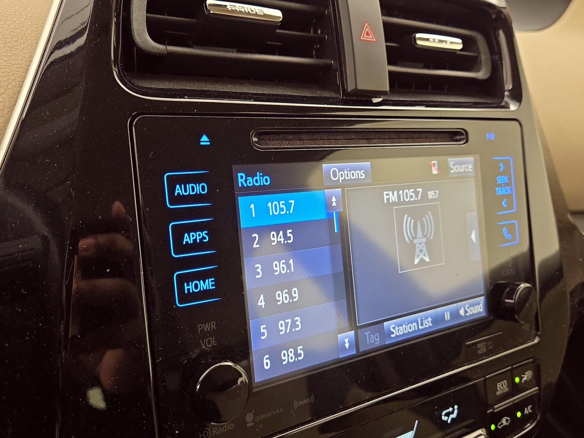 Thumbnail: 2016 Toyota Prius - 15