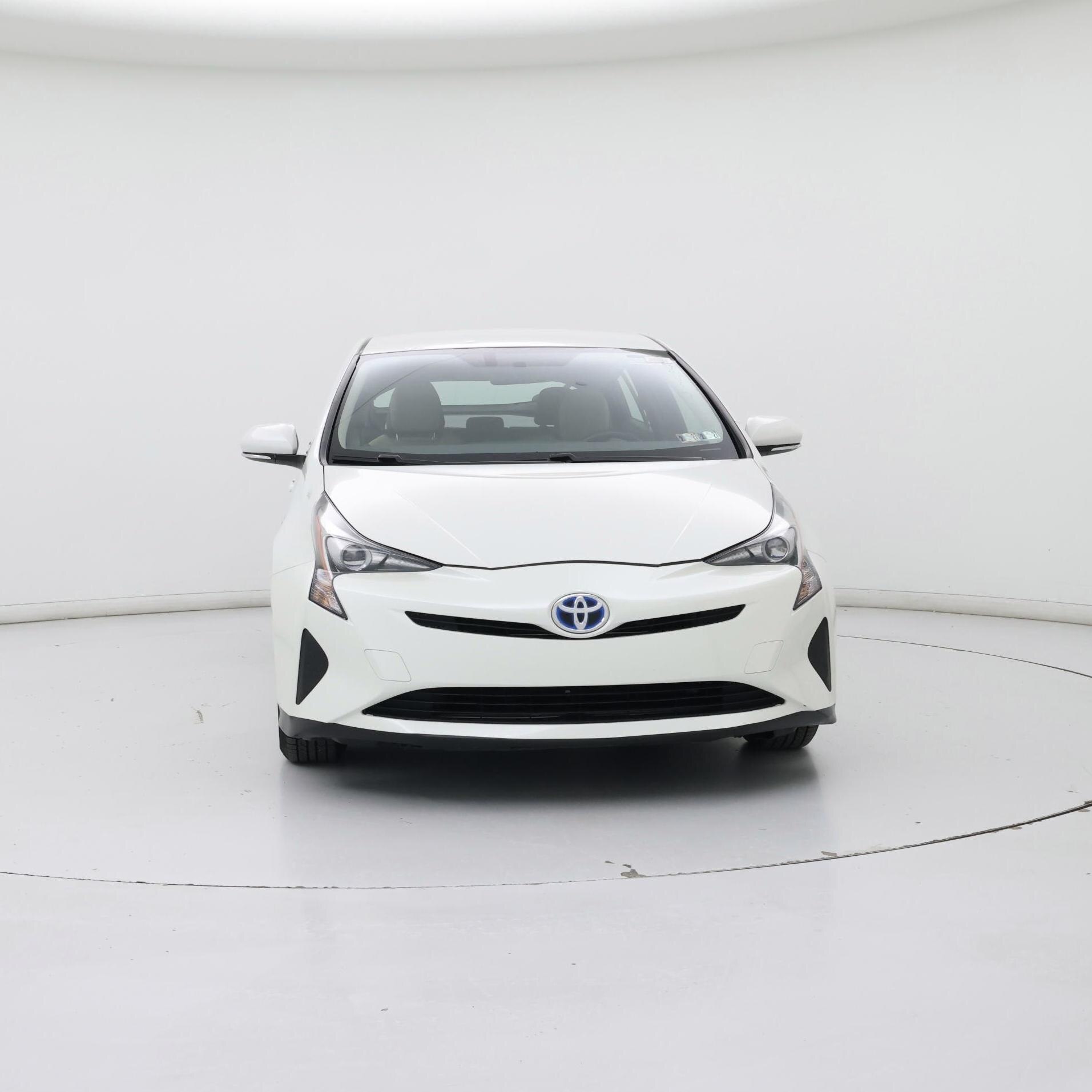 Thumbnail: 2016 Toyota Prius - 5