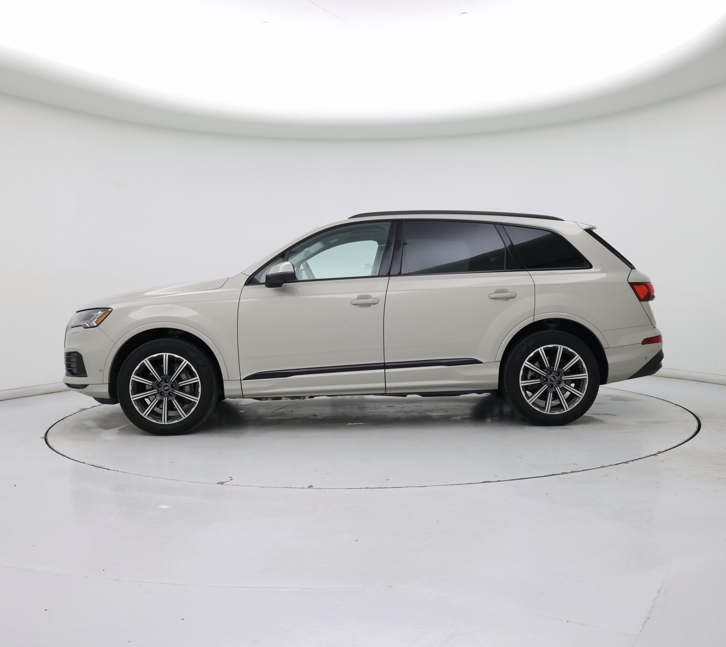 Thumbnail: 2024 Audi Q7 - 3
