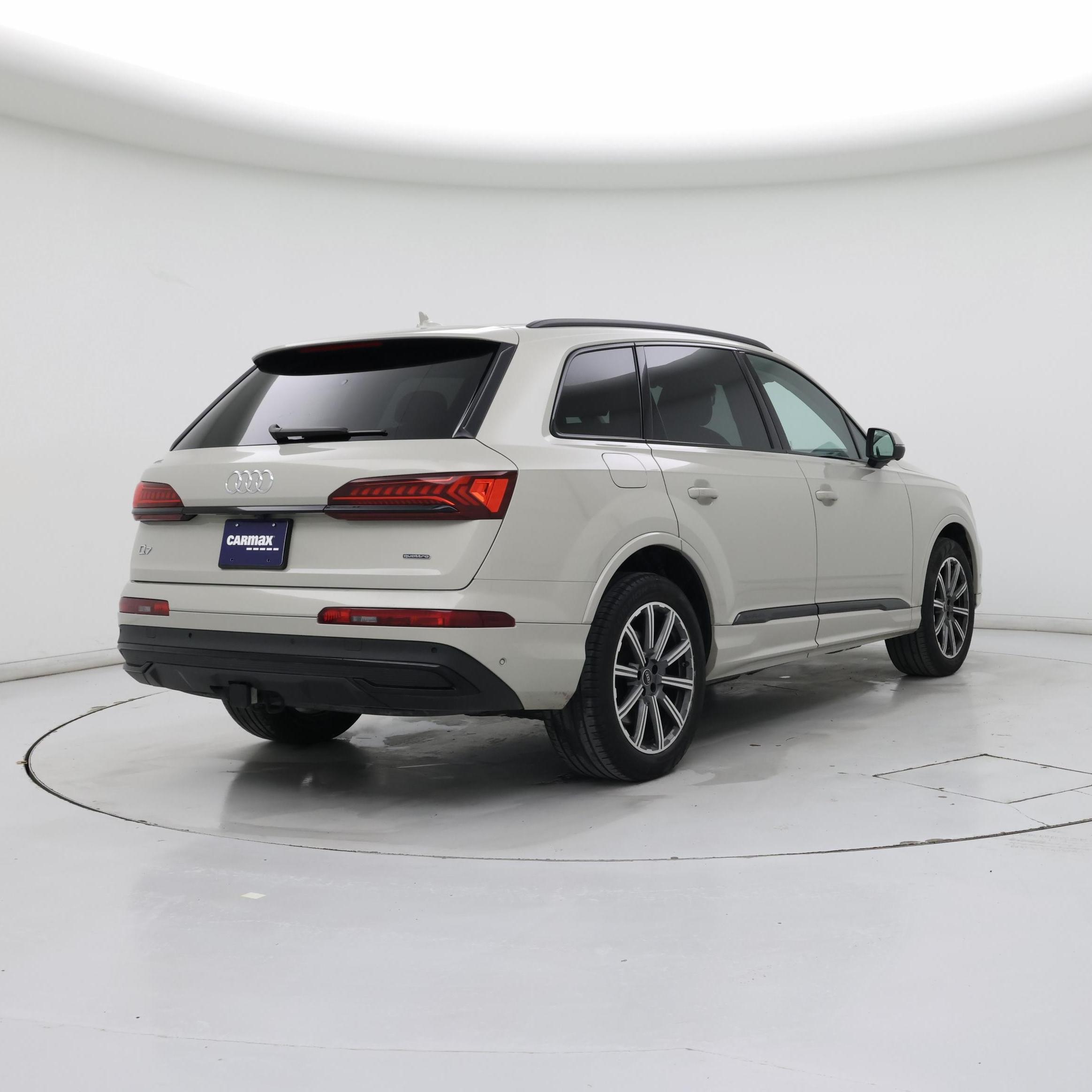 Thumbnail: 2024 Audi Q7 - 8