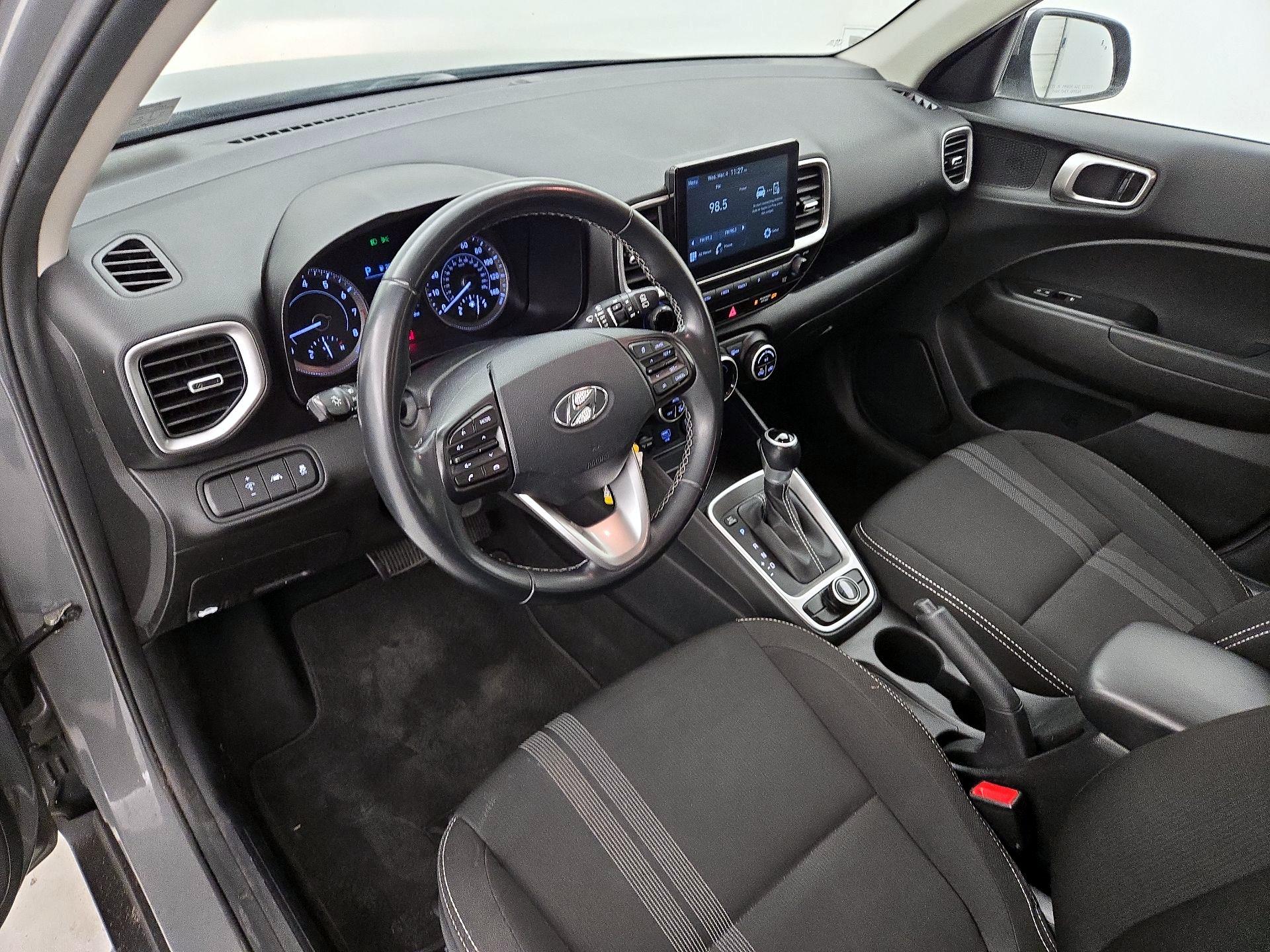 Thumbnail: 2021 Hyundai Venue - 11