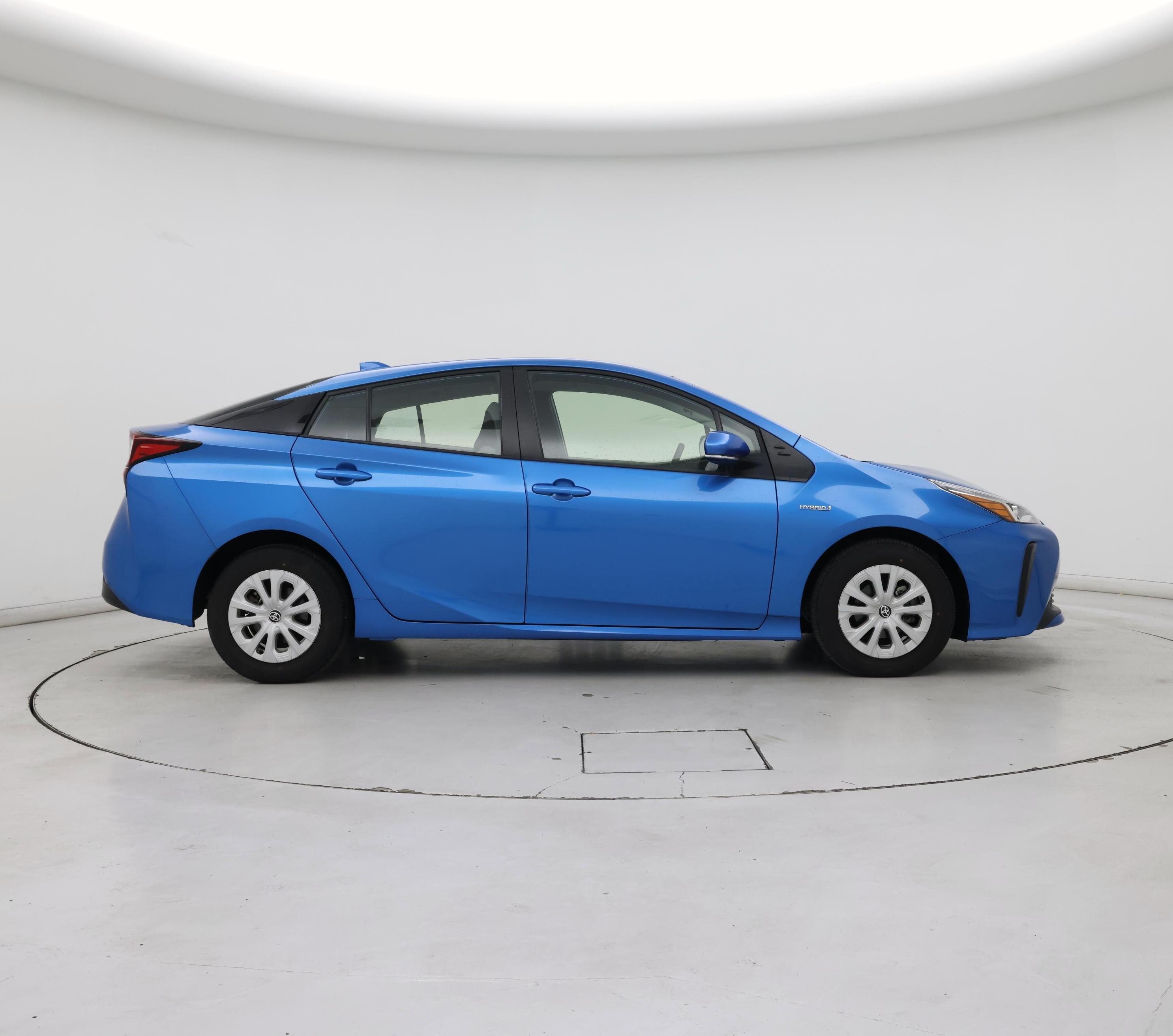 Thumbnail: 2022 Toyota Prius - 7