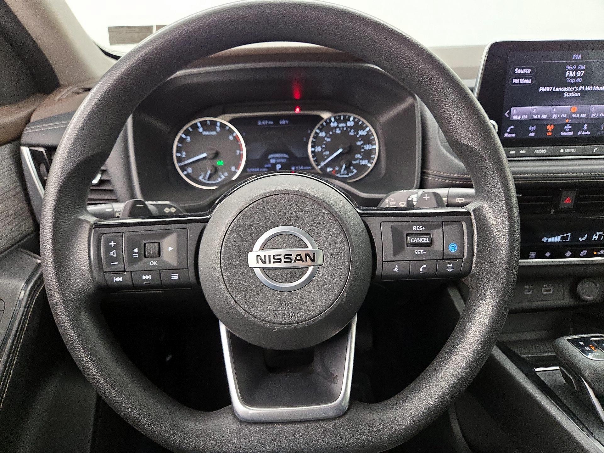 Thumbnail: 2021 Nissan Rogue - 10