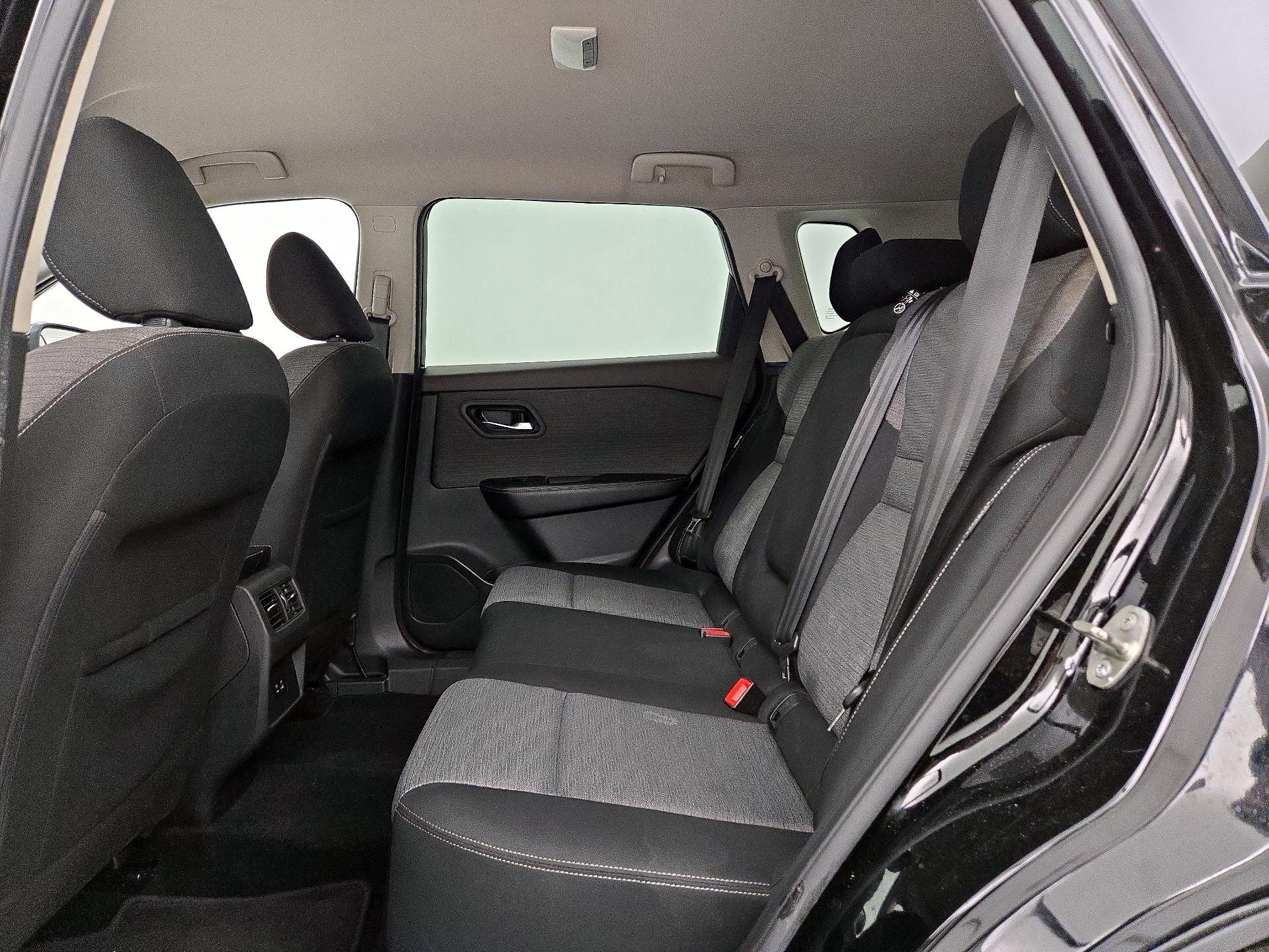 Thumbnail: 2021 Nissan Rogue - 18