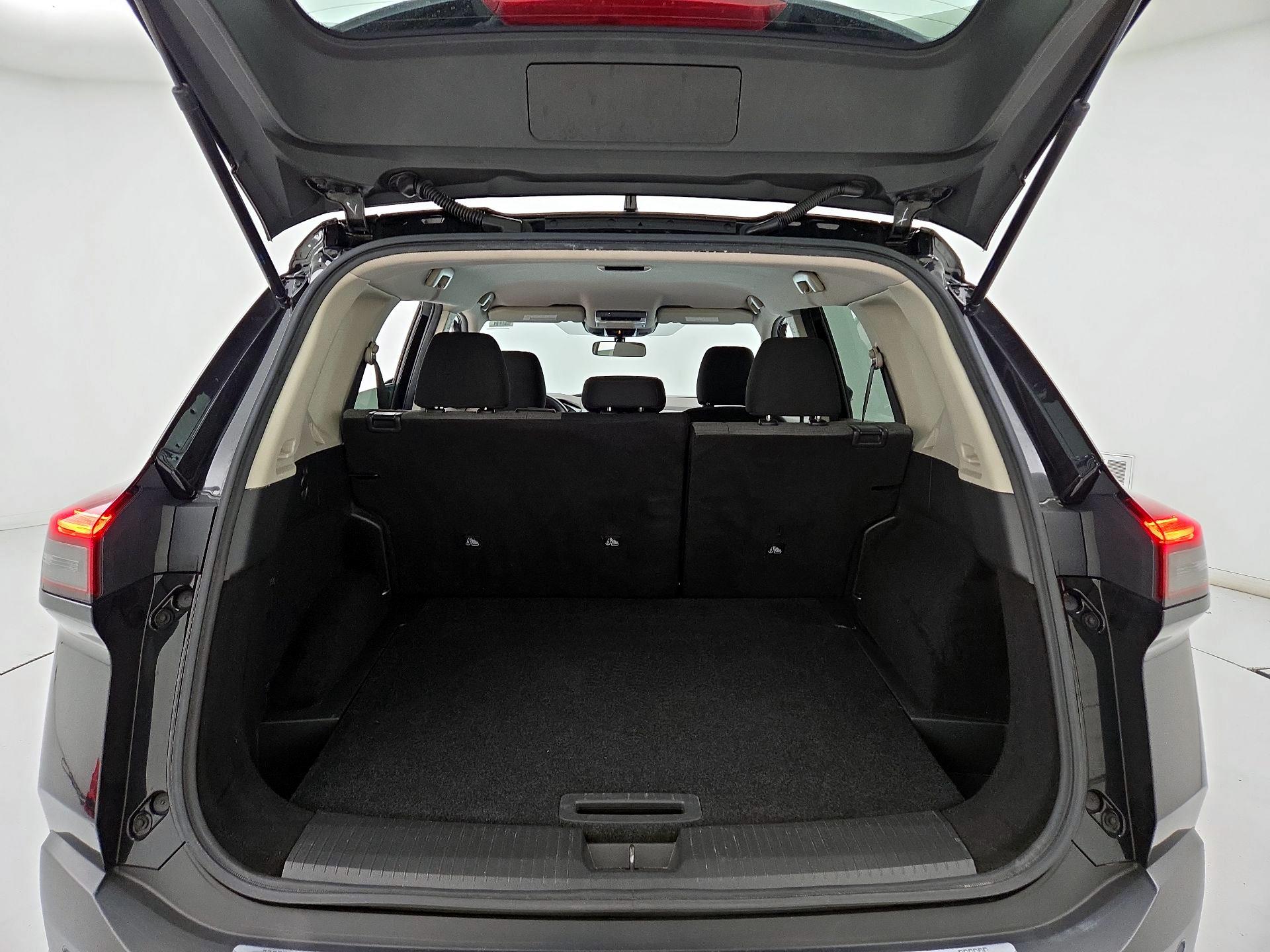 Thumbnail: 2021 Nissan Rogue - 19