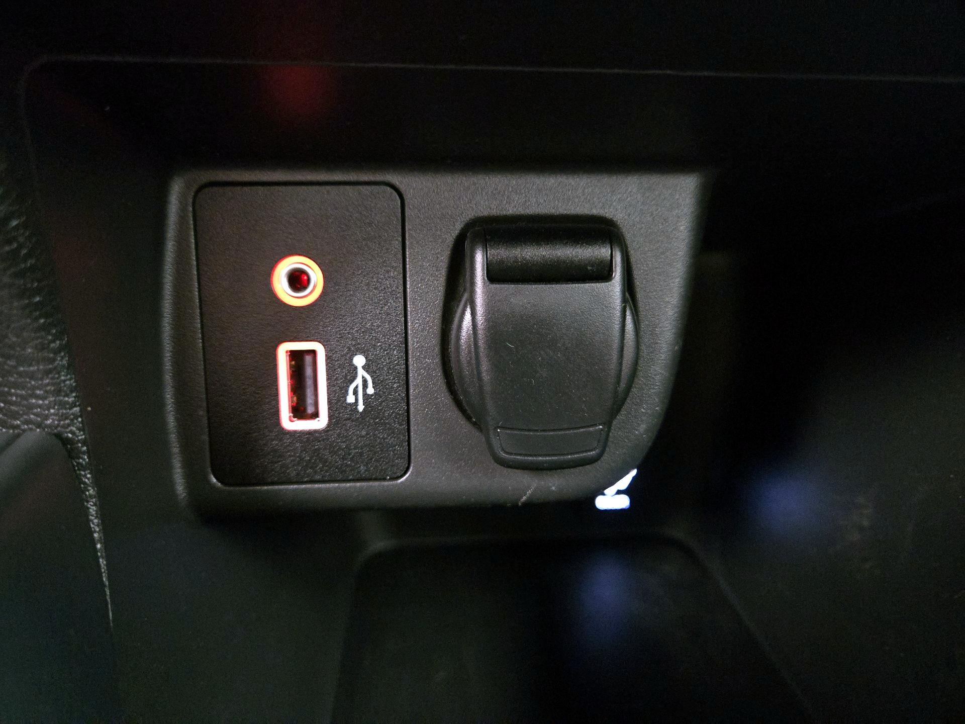 Thumbnail: 2020 Nissan Versa - 18